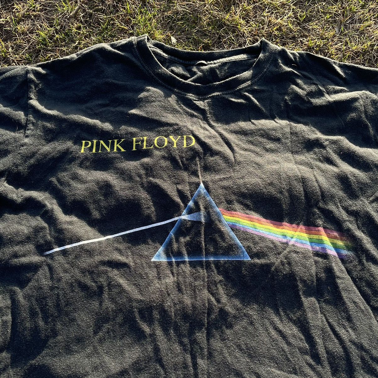 Vintage Vintage 90s Pink Floyd Sun Faded Graphic Band Tee Grunge M Size US M / EU 48-50 / 2 - 5 Thumbnail