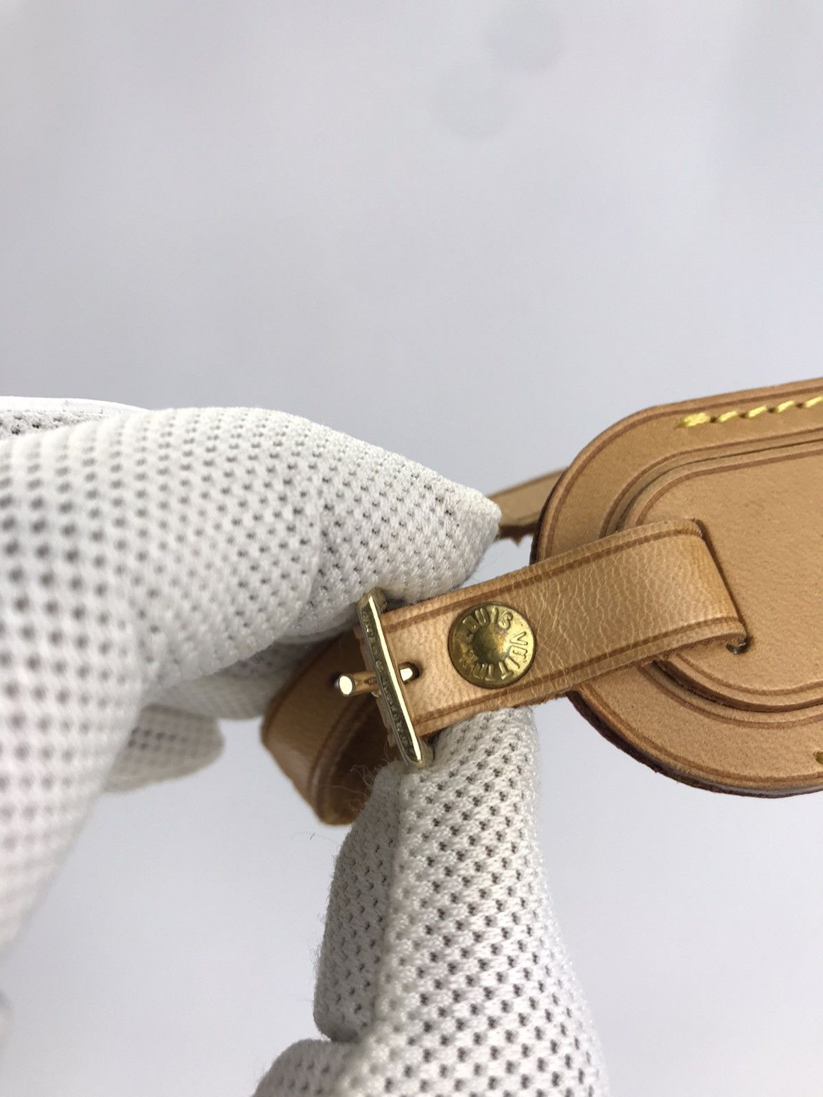 Louis Vuitton ❌Last Drop❌ Authentic Louis Vuitton Tag Lugage Size ONE SIZE - 7 Thumbnail