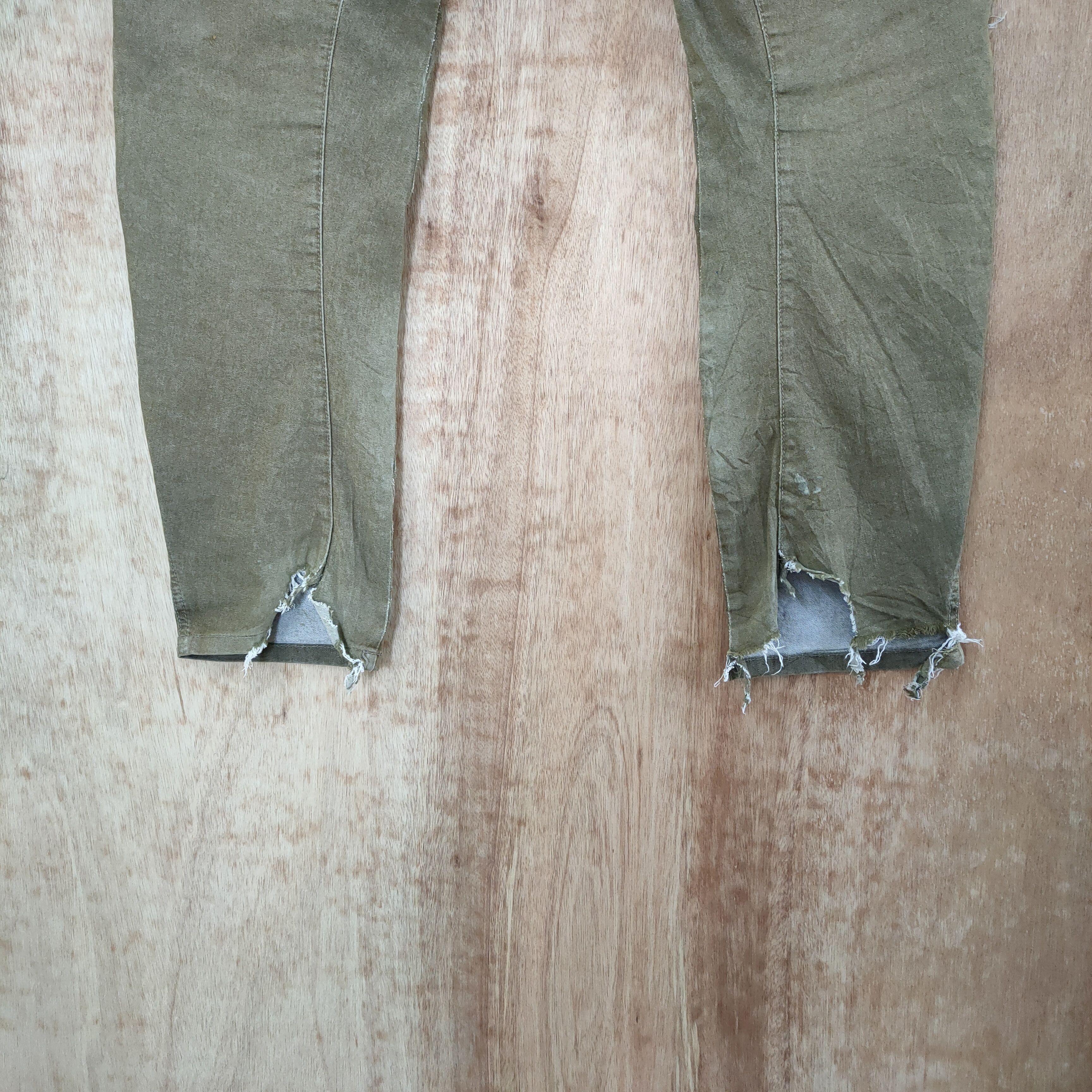 Seditionaries × Vintage VINTAGE IZ FRONTIER FADED/DISTRESSED CARGO PANTS Size US 36 / EU 52 - 8 Thumbnail