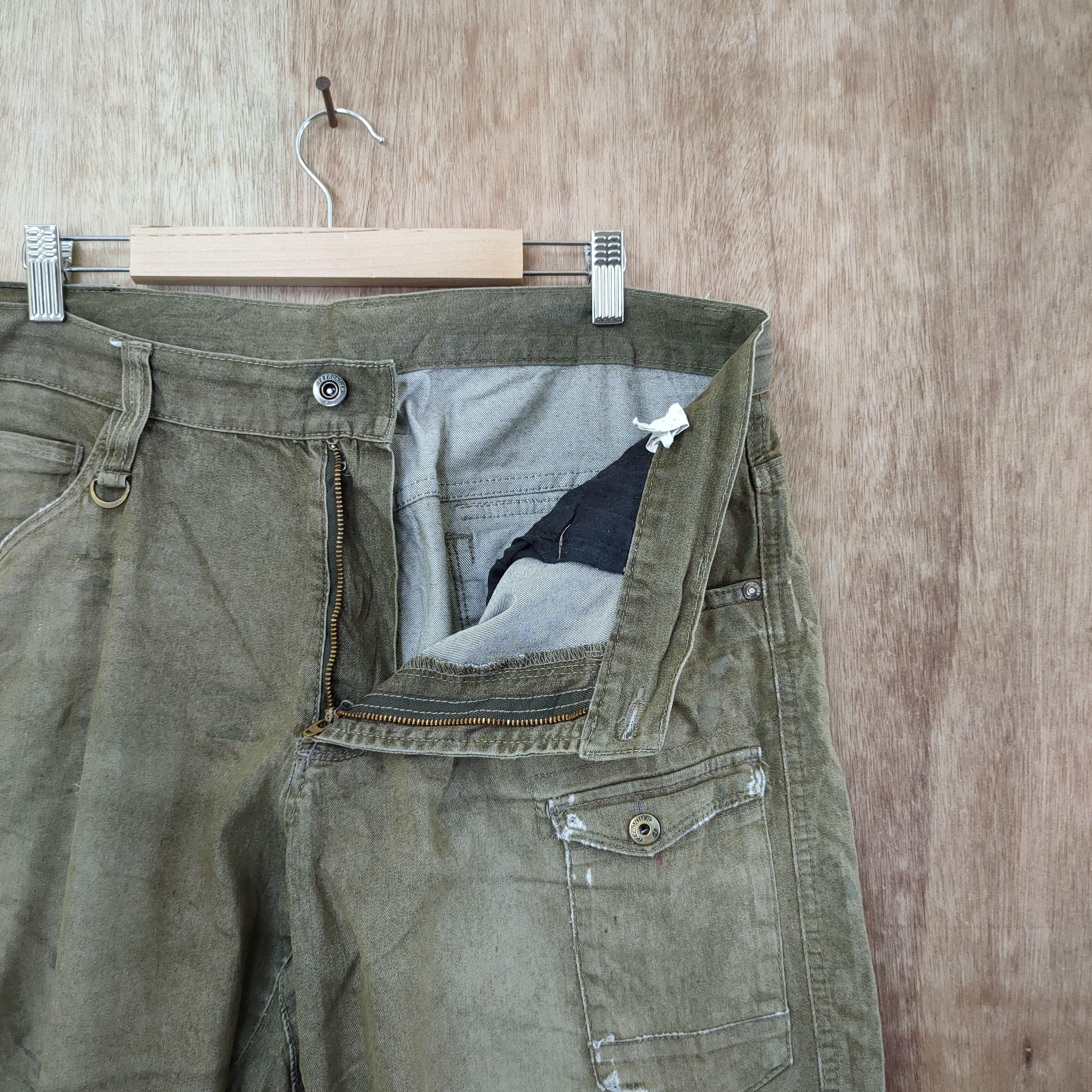 Seditionaries × Vintage VINTAGE IZ FRONTIER FADED/DISTRESSED CARGO PANTS Size US 36 / EU 52 - 4 Thumbnail