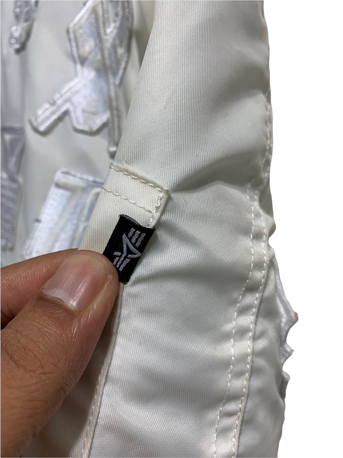 Alpha Industries × Marcelo Burlon 🔥MARCELO BURLON X ALPHA IND WHITE PATCHES EMBROIDERY JACKETS Size US M / EU 48-50 / 2 - 7 Thumbnail