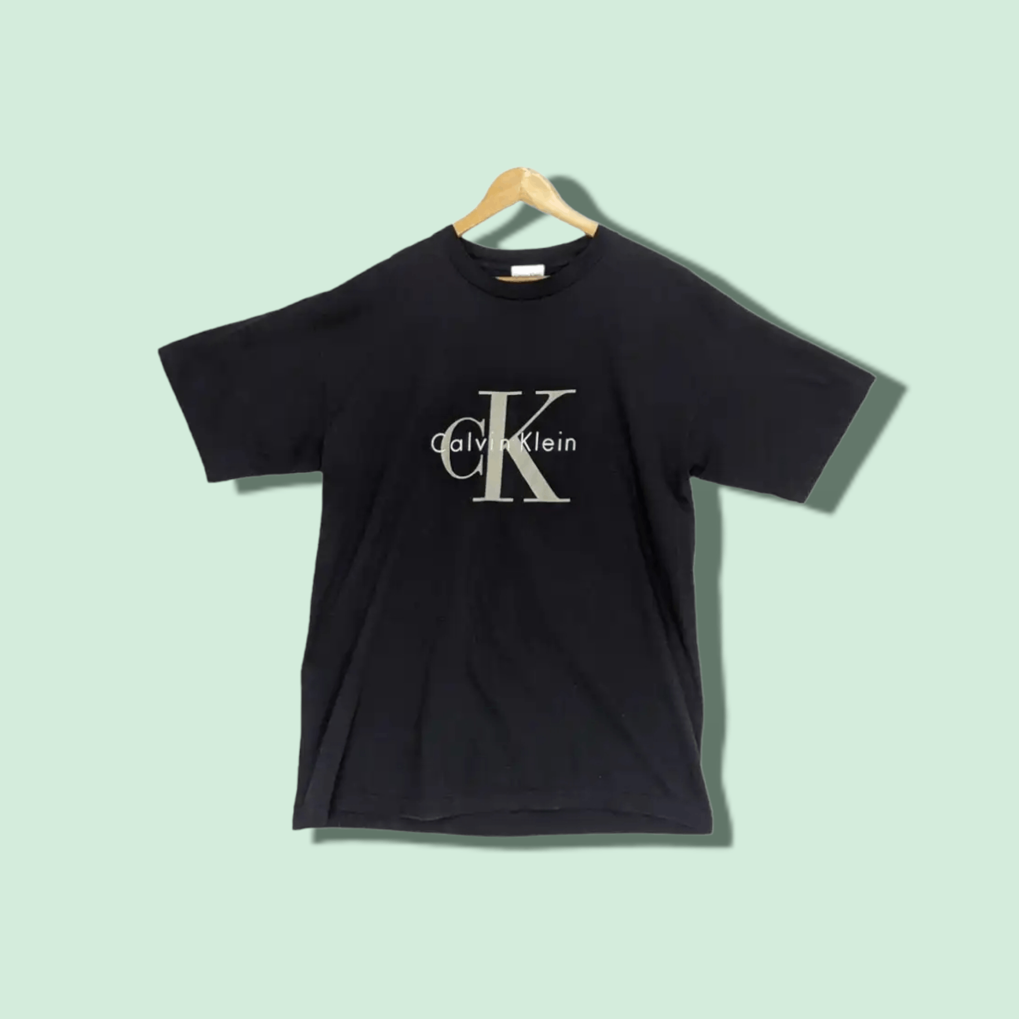 Calvin Klein × Vintage Vintage 90's CALVIN KLEIN Big Logo T-Shirt Single Stitches Size US L / EU 52-54 / 3 - 1 Thumbnail