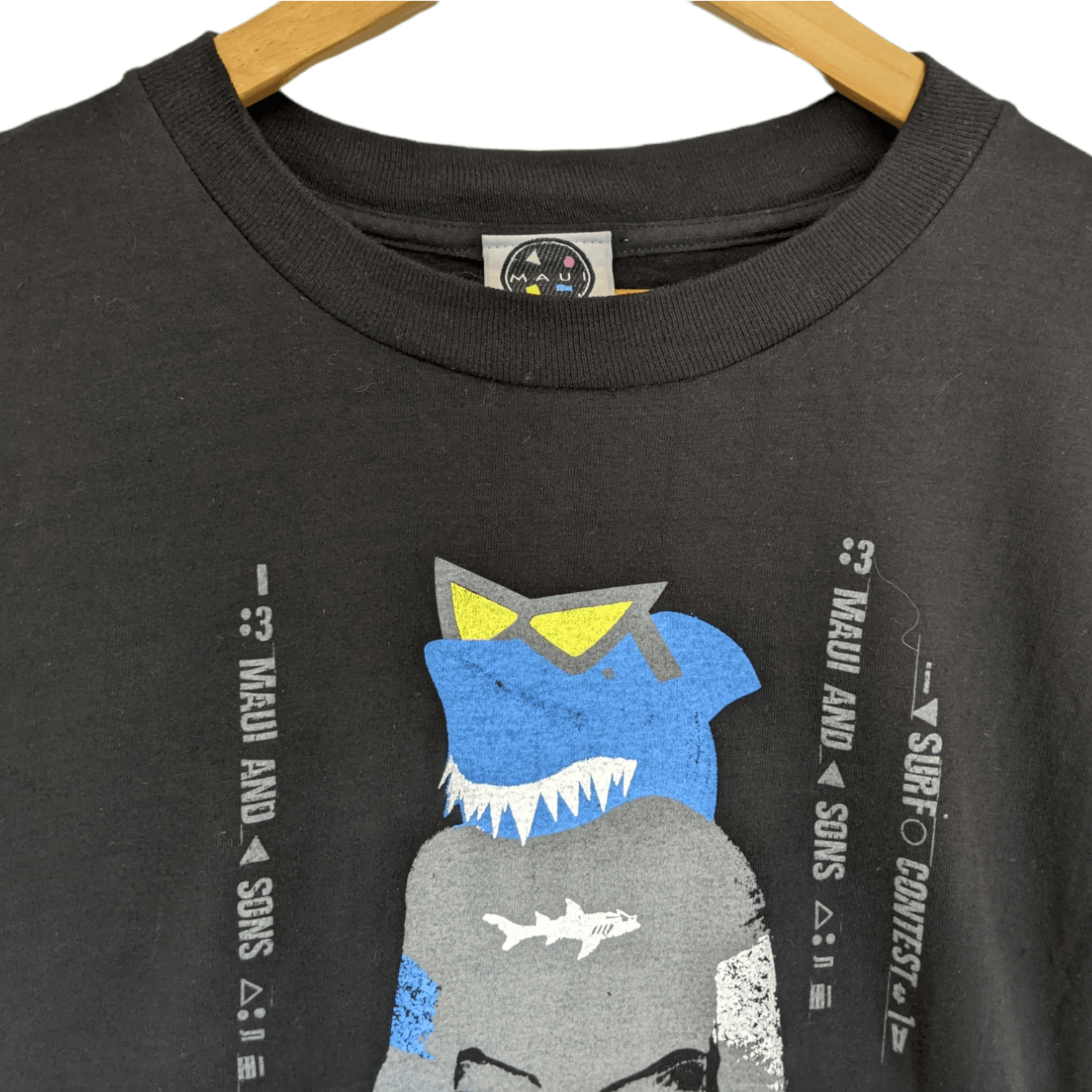 Maui and Sons × Vintage Vintage 90's MAUI & SONS Graphic T-Shirt Single Stitches Size US S / EU 44-46 / 1 - 5 Thumbnail