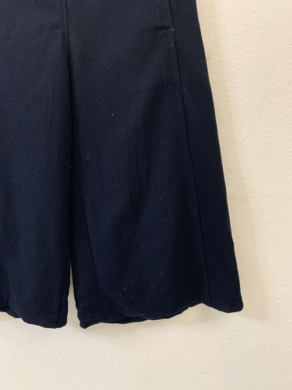 Lemaire × Uniqlo Uniqlo and Lemaire Wool Short Pant Size US 29 - 2 Thumbnail