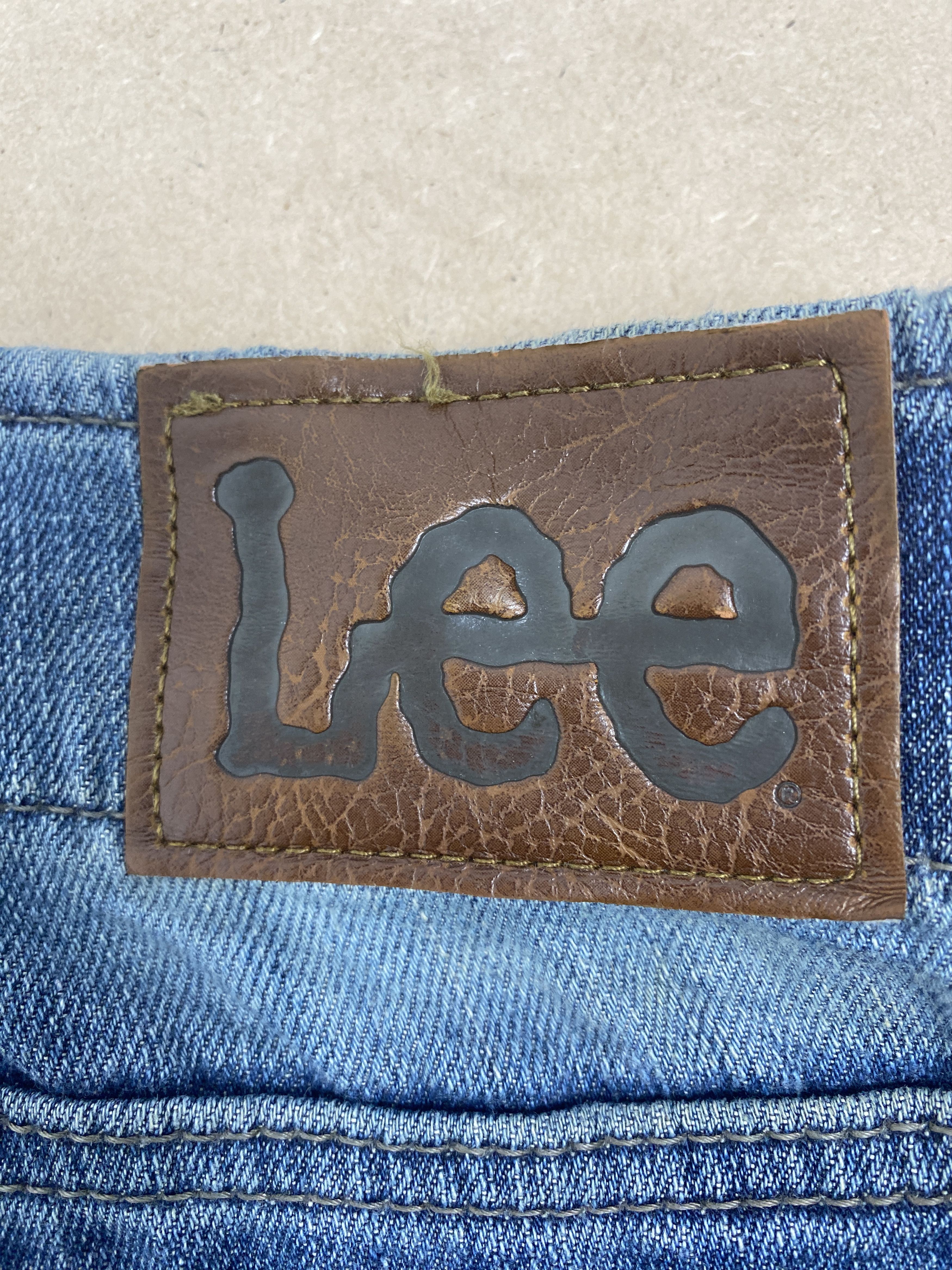 Lee Vintage Lee Extreme Motion Faded Blue Jeans P0442 Size US 43 - 8 Thumbnail