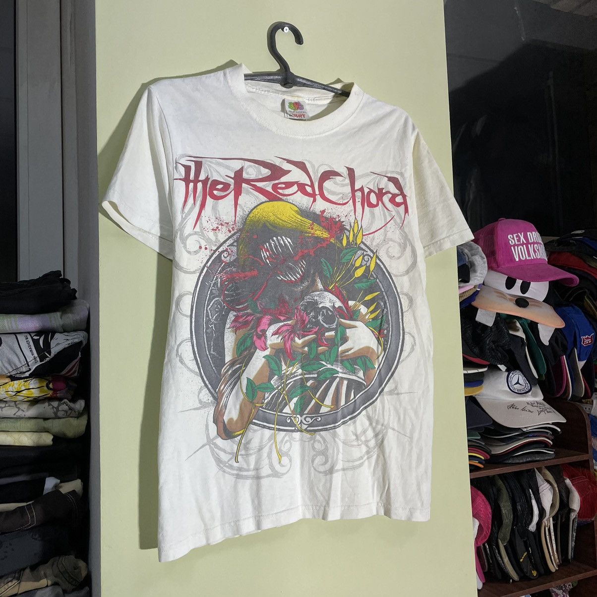 Vintage Vintage 90s Graphic Tee Horror Skull Vamp Grunge Streetwear Size US S / EU 44-46 / 1 - 1 Thumbnail