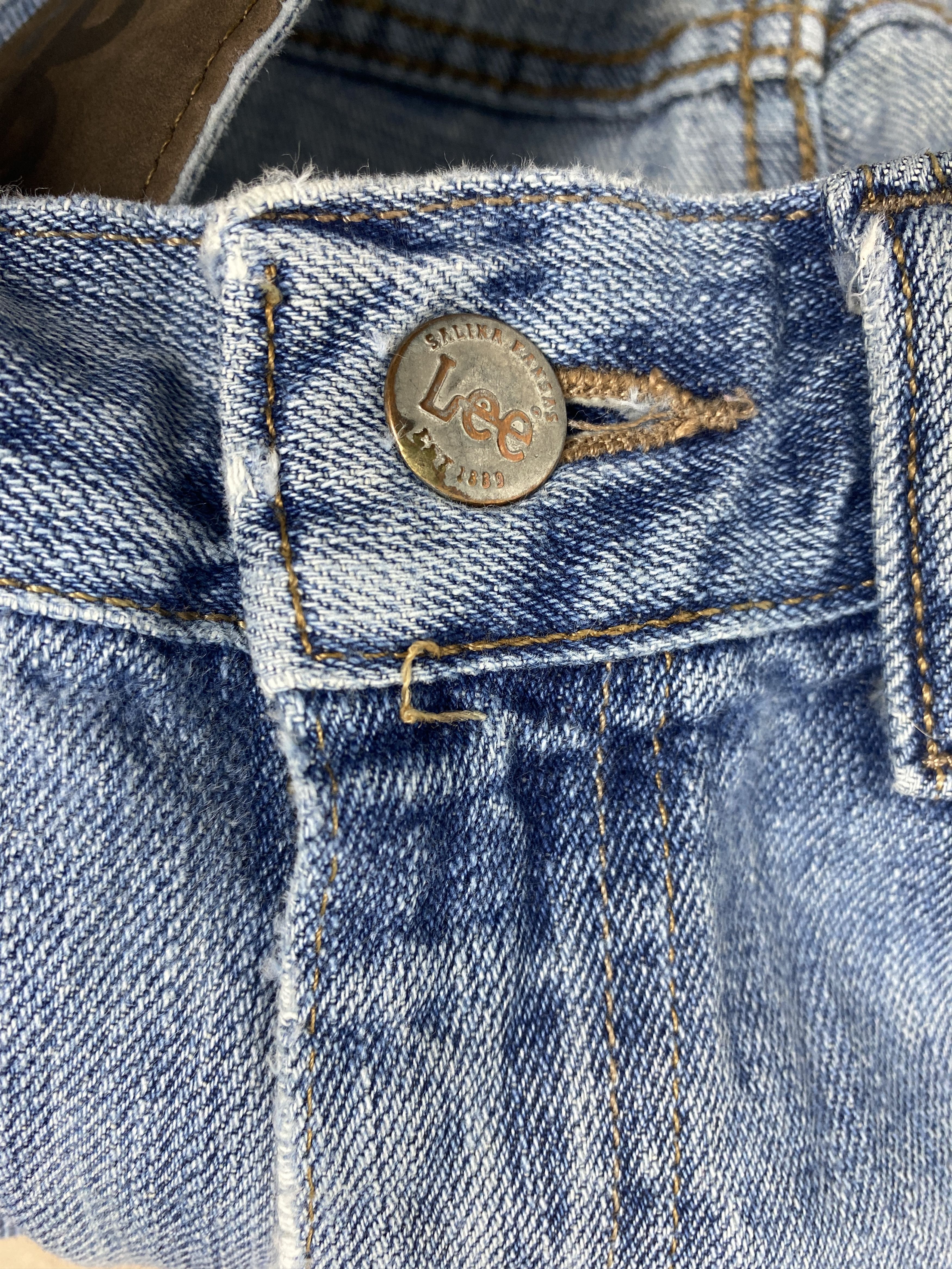 Lee Vintage Lee Straight Cut Faded Mid Wash Jeans Size US 32 / EU 48 - 12 Thumbnail