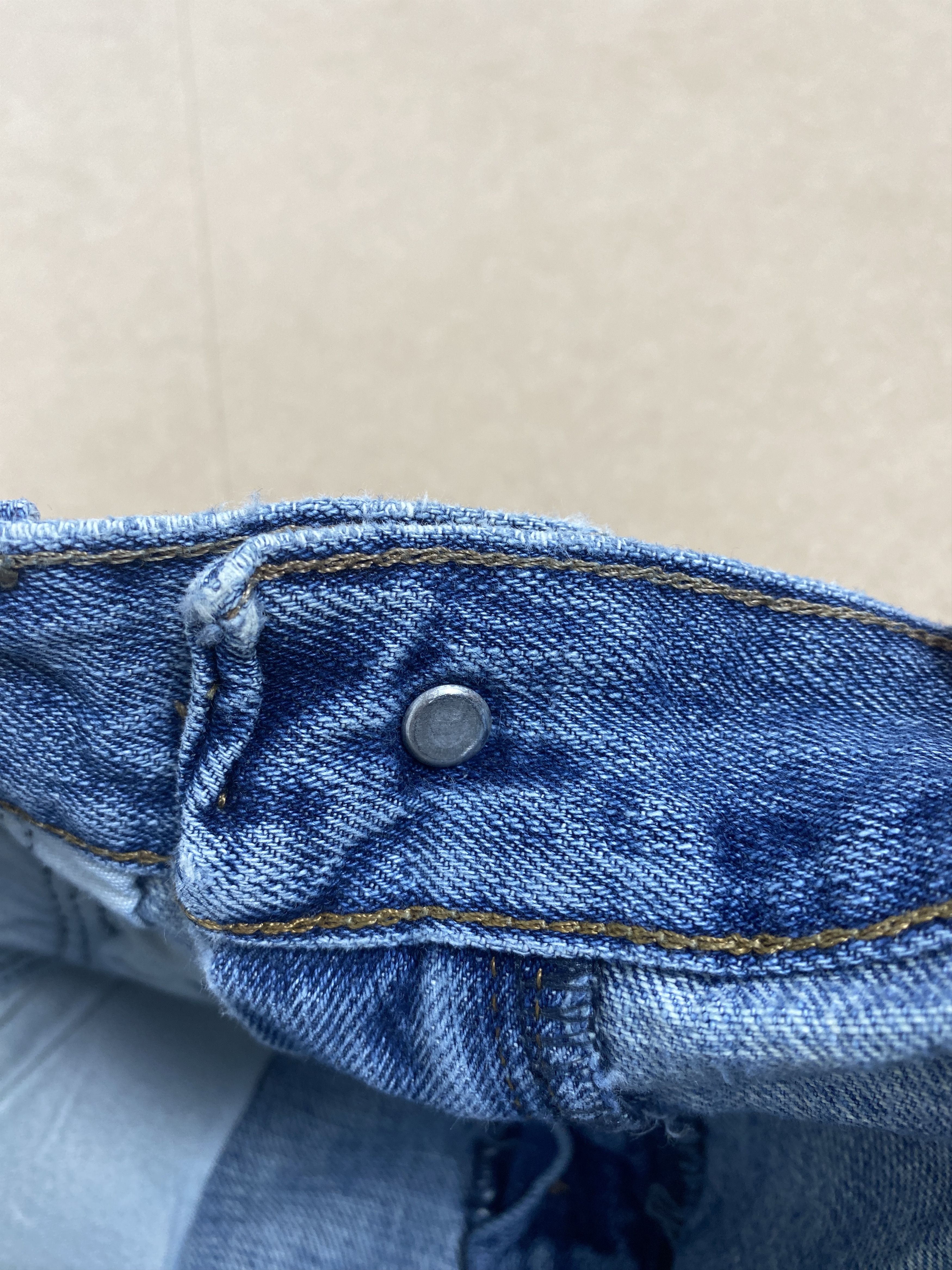 Lee Vintage Lee Straight Cut Faded Mid Wash Jeans Size US 32 / EU 48 - 11 Thumbnail
