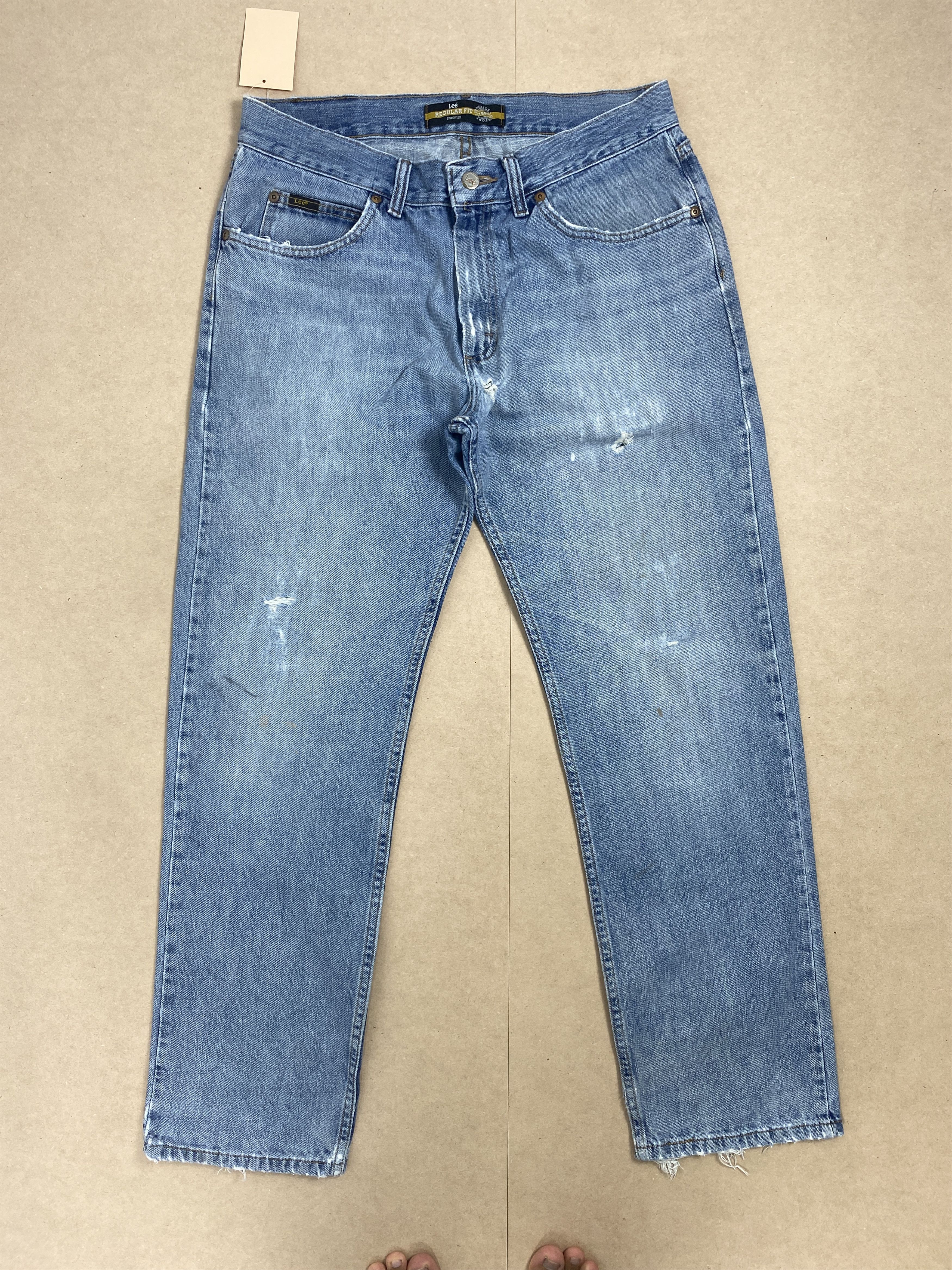 Lee Vintage Lee Straight Cut Faded Mid Wash Jeans Size US 32 / EU 48 - 1 Thumbnail