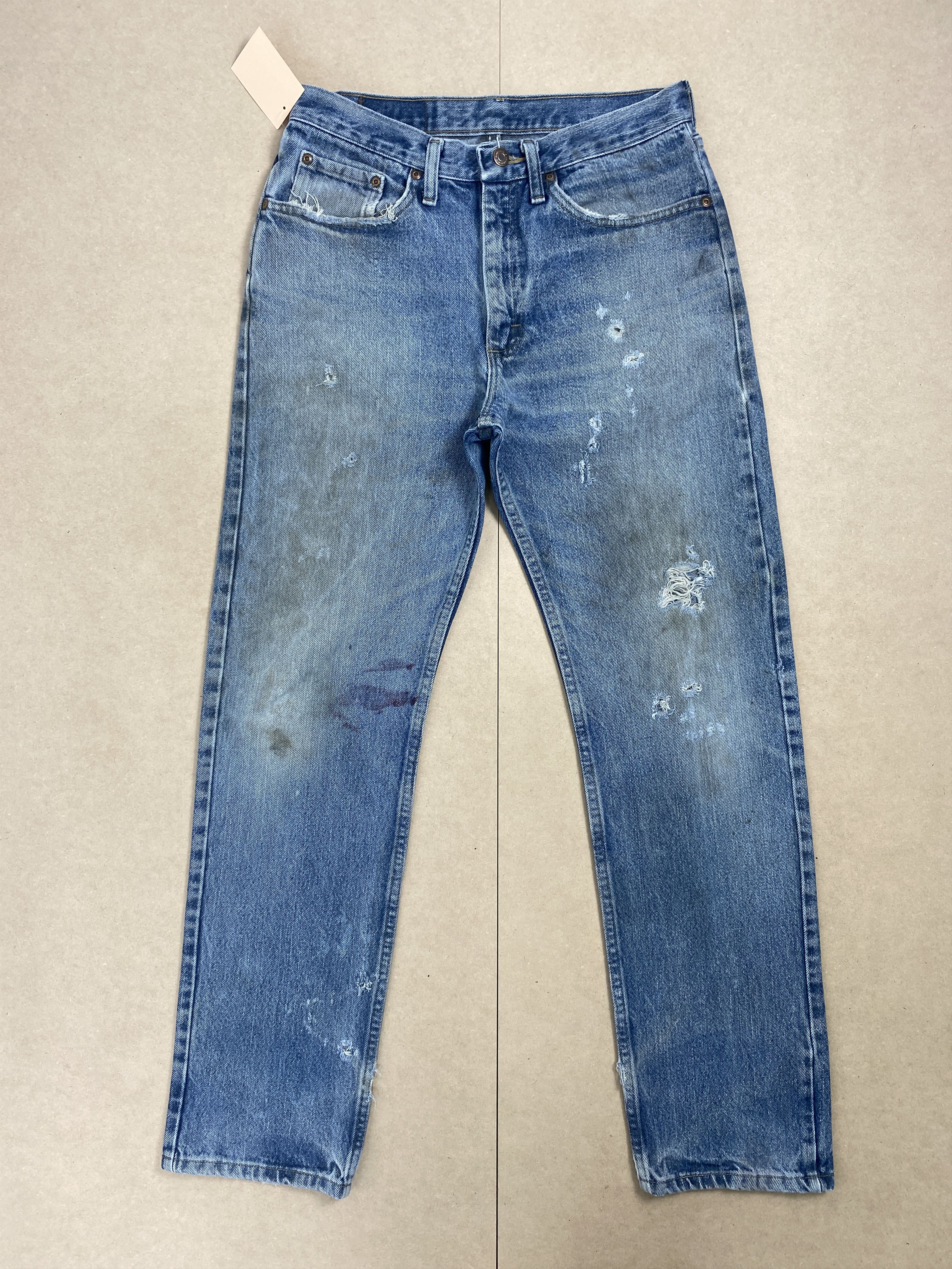 image of Vintage Wrangler Distressed Faded Straightcut Mid Wash Jeans in Blue Denim, Men's (Size 31)