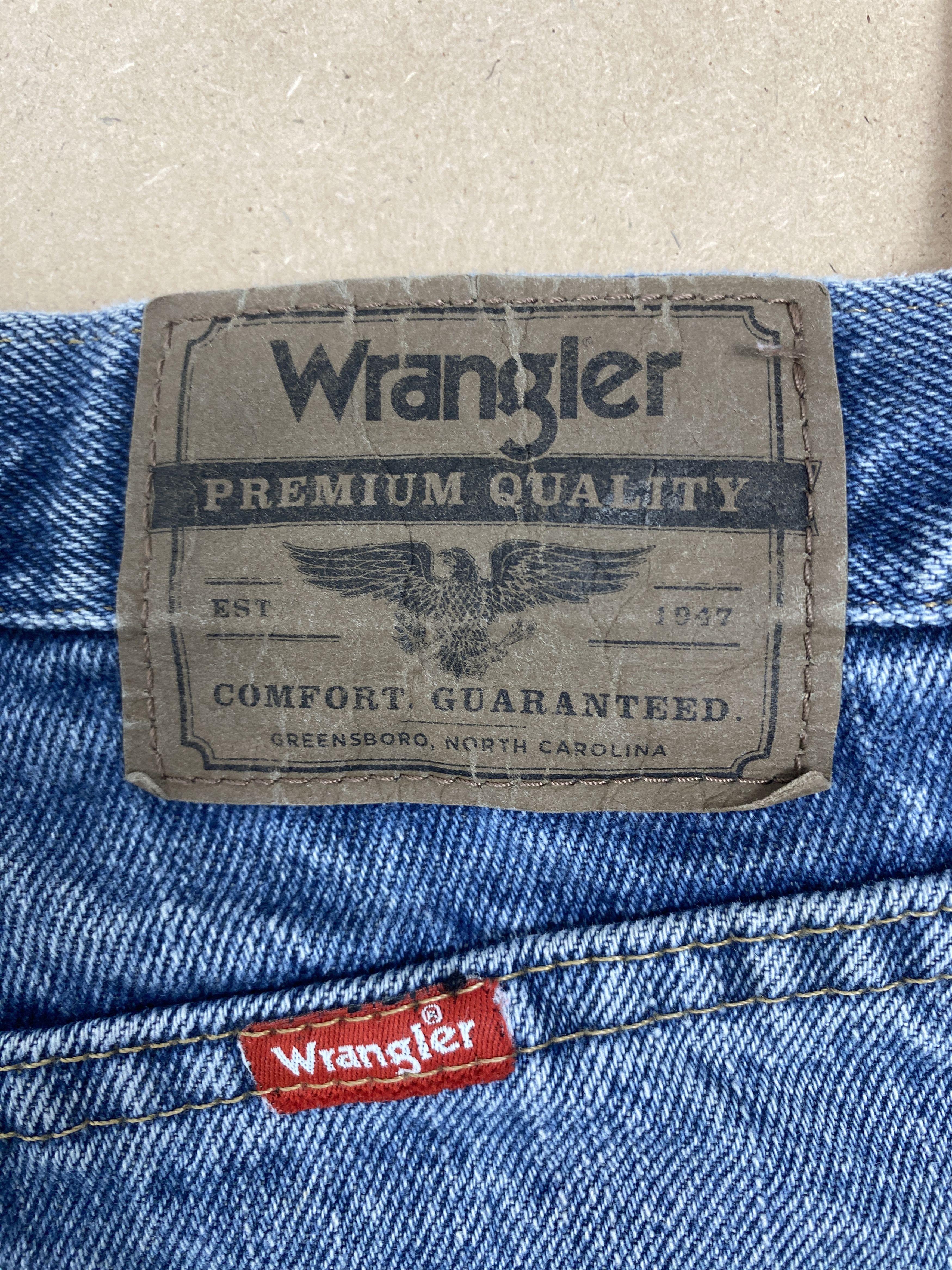 Vintage × Wrangler Vintage Wrangler Distressed Faded StraightCut Mid Wash Jeans Size US 31 - 8 Thumbnail