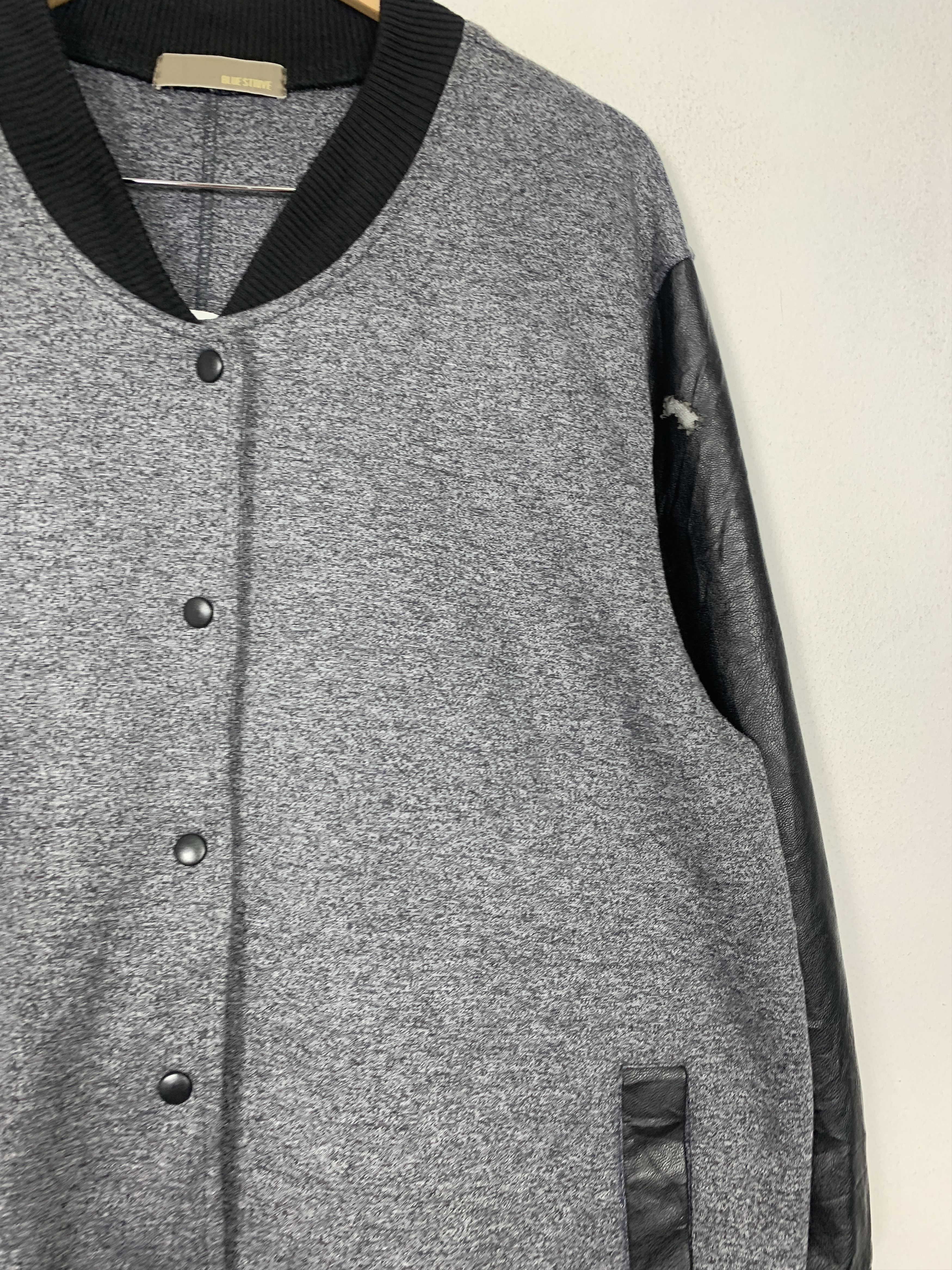 Japanese Brand Vintage Blue Strive Button Up Long Varsity Jacket J1451 Size US S / EU 44-46 / 1 - 3 Thumbnail