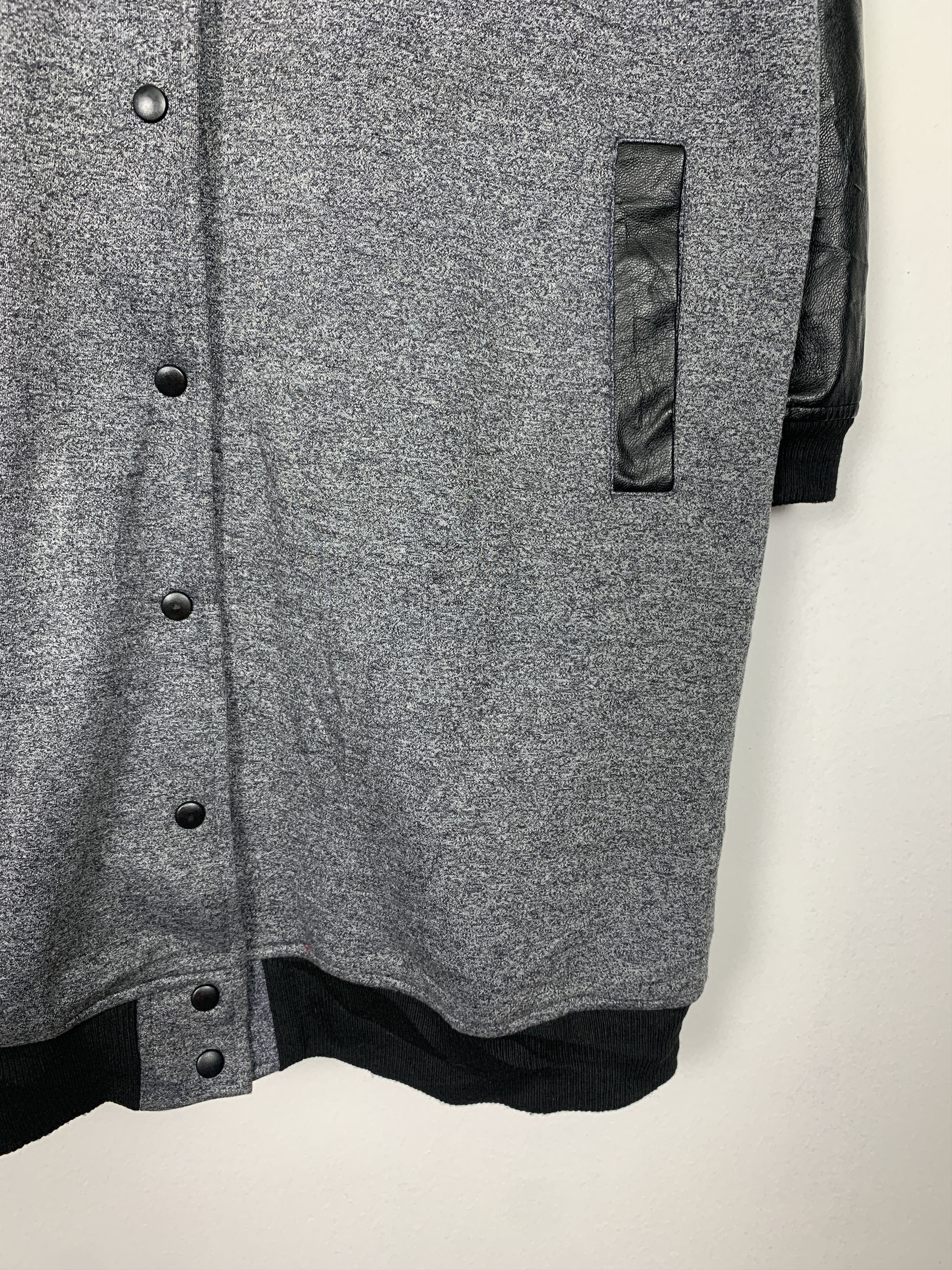 Japanese Brand Vintage Blue Strive Button Up Long Varsity Jacket J1451 Size US S / EU 44-46 / 1 - 4 Thumbnail