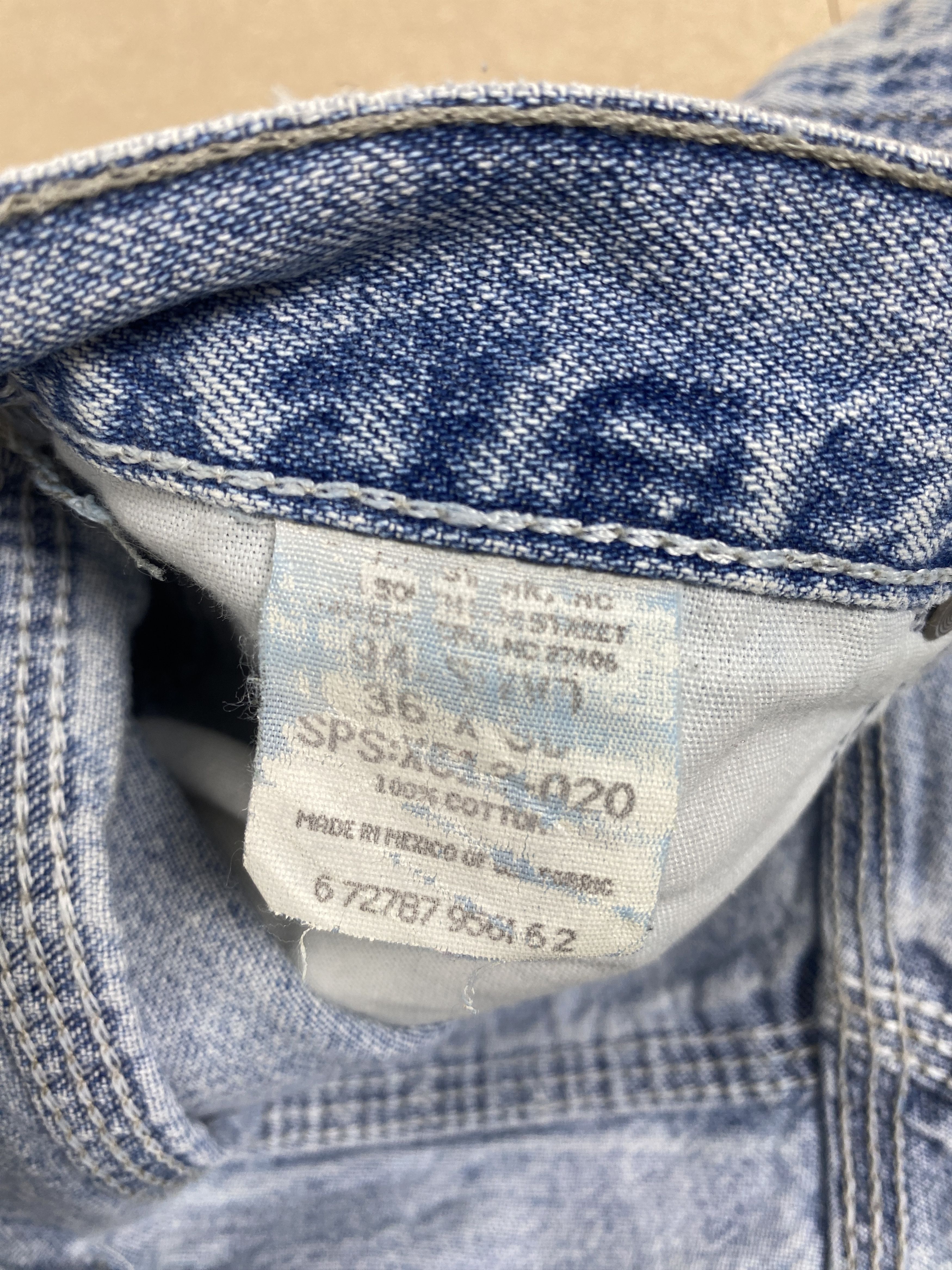 Vintage Vintage Wrangler Straight Cut Faded Light Wash Jeans Size US 36 / EU 52 - 10 Thumbnail