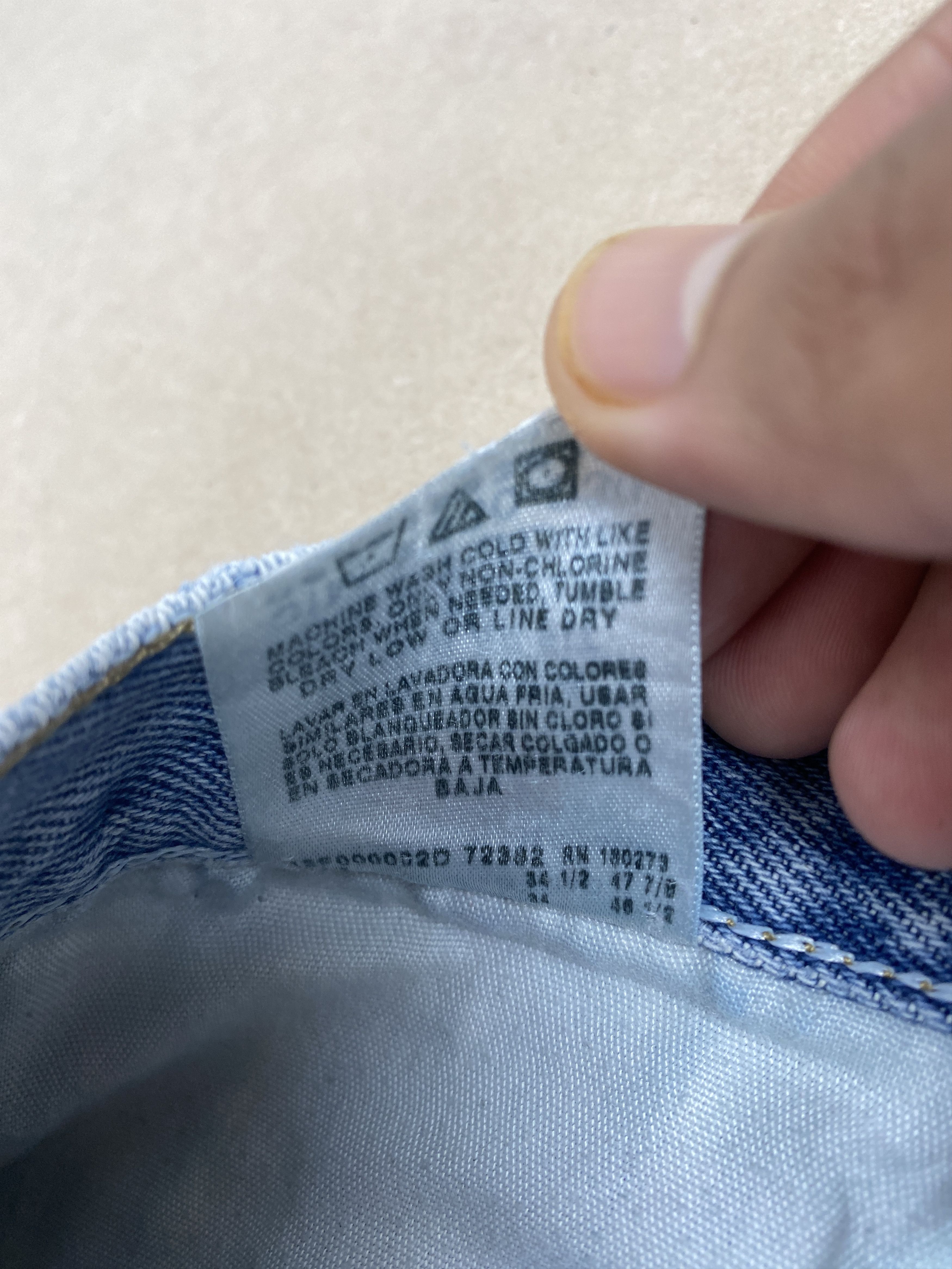 Vintage Vintage Wrangler Straight Cut Distressed Light Wash Jeans Size US 38 / EU 54 - 13 Thumbnail