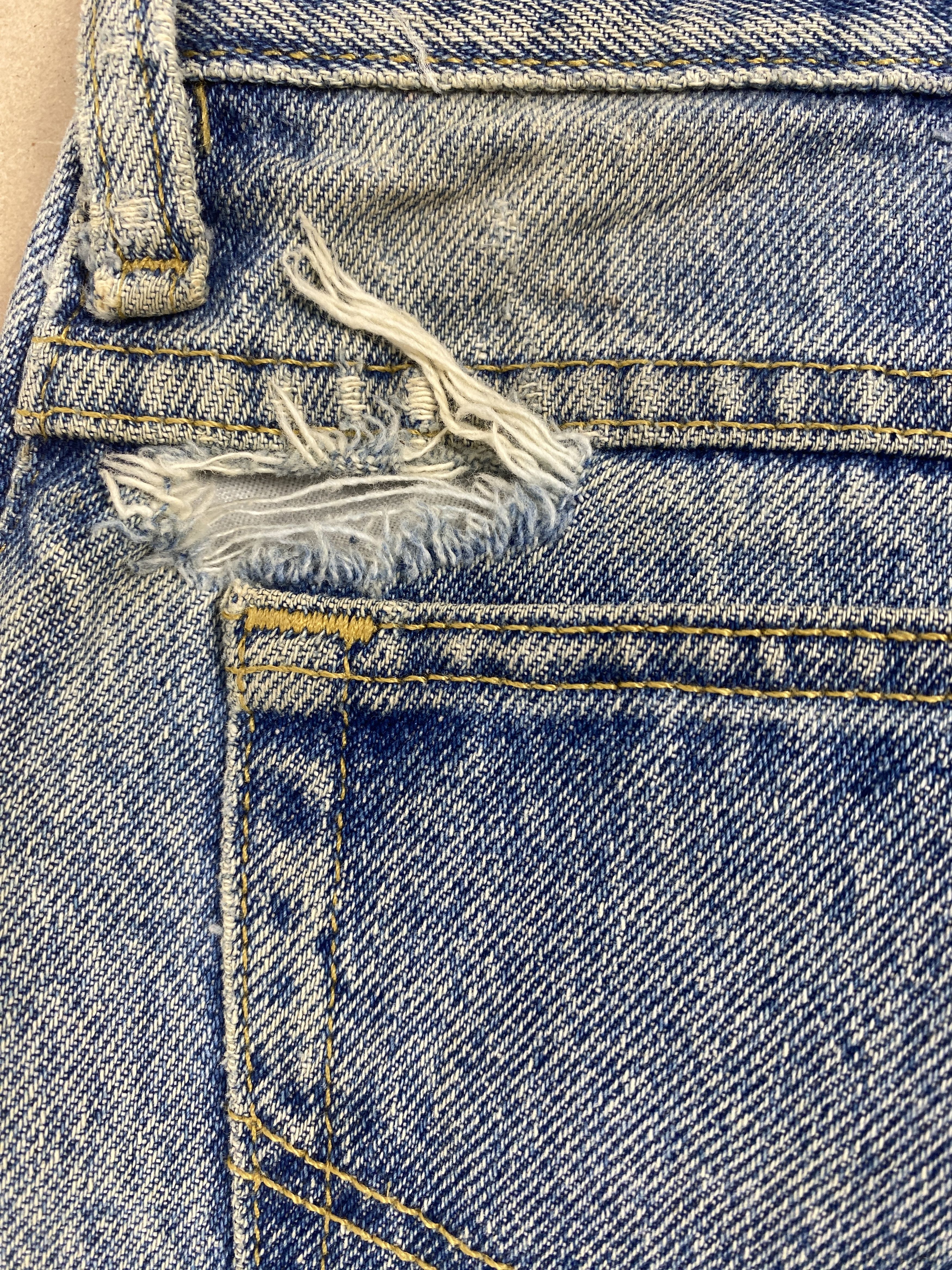 Lee Vintage Lee Straight Cut Distressed Mid Wash Jeans Size US 35 - 8 Thumbnail