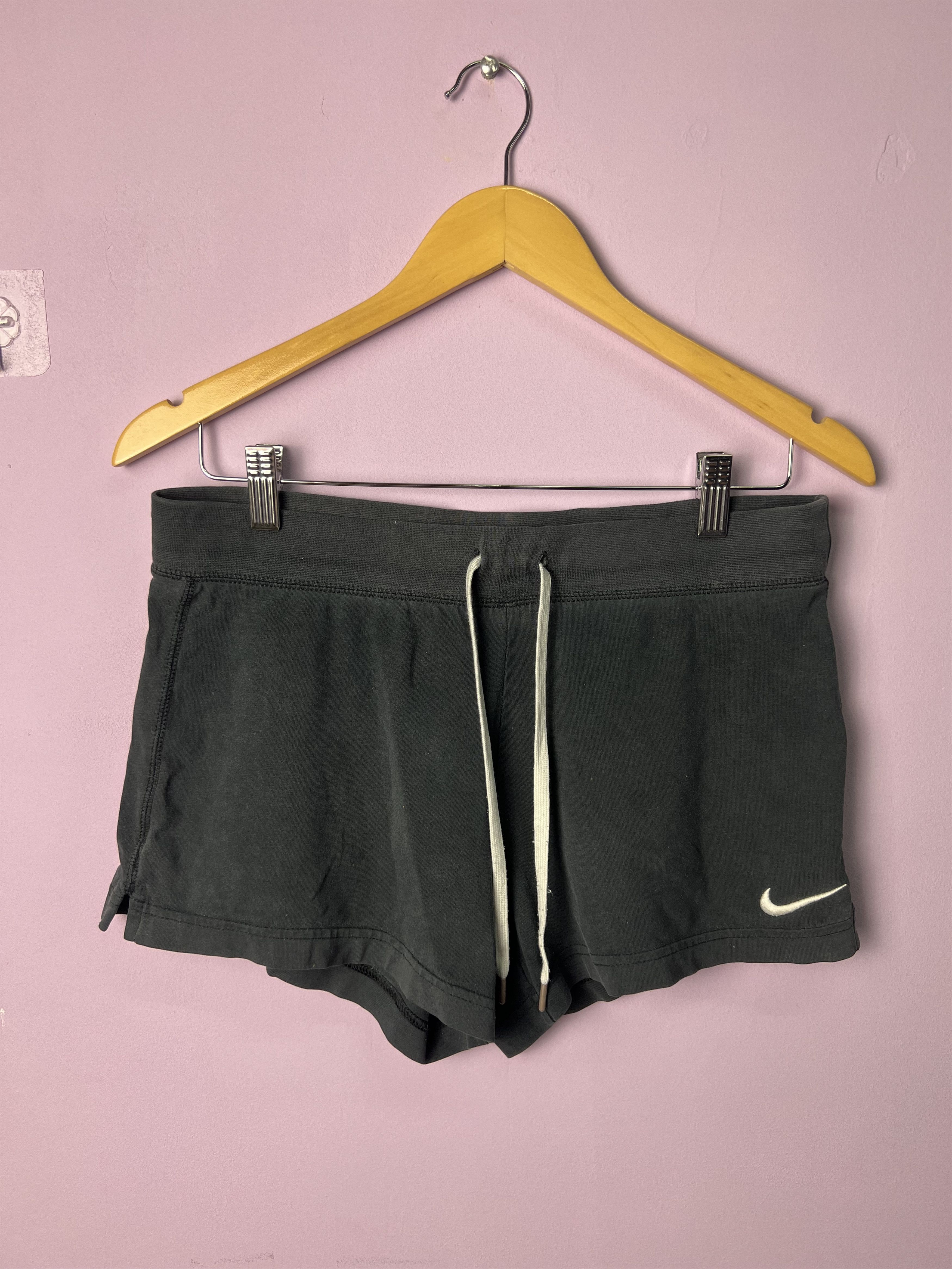 Nike 🔥Vintage Nike Shorts Size US 32 / EU 48 - 1 Thumbnail