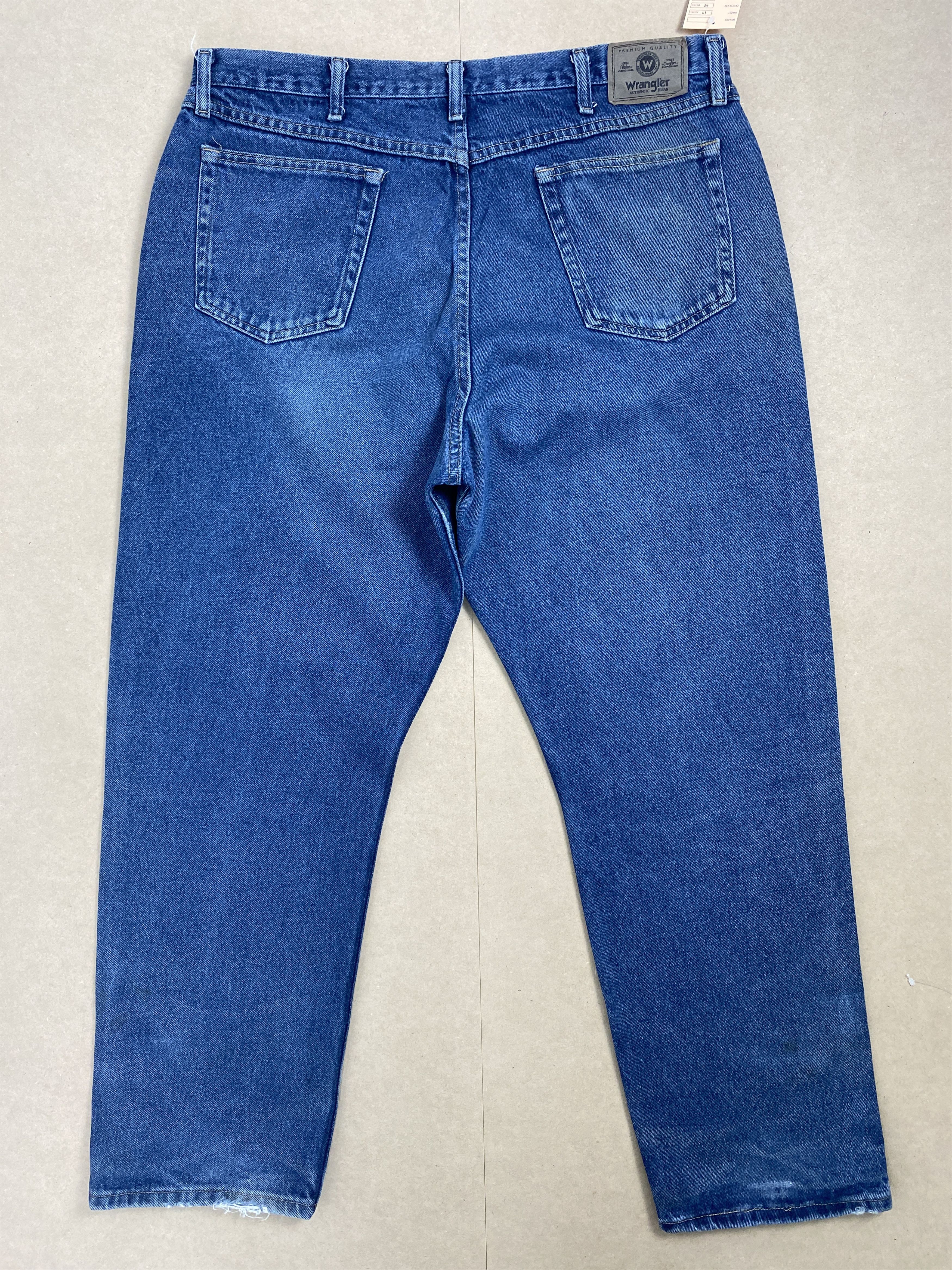 Vintage Vintage Wrangler Straight Cut Distressed Faded Blue Jeans Size US 39 - 6 Thumbnail