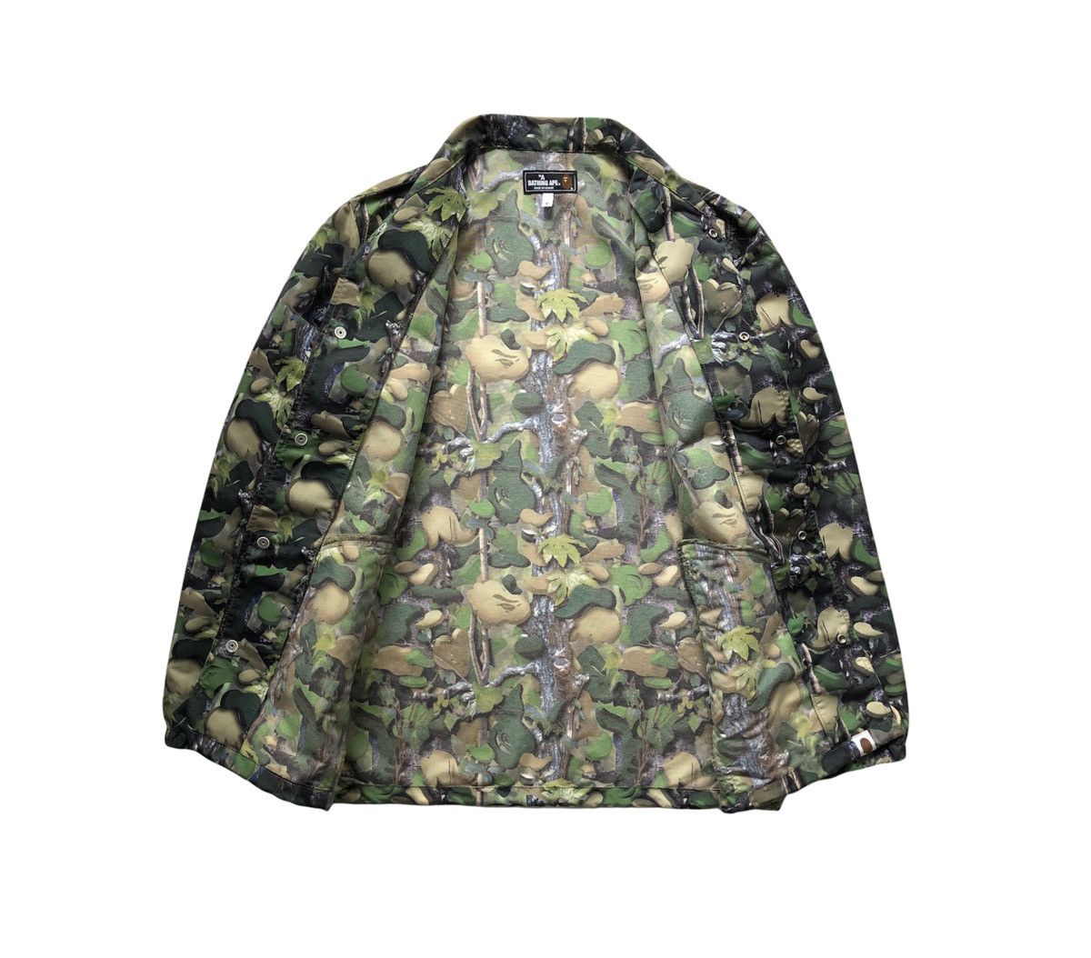 Bape Village Camo Coach Jacket Size US S / EU 44-46 / 1 - 6 Thumbnail
