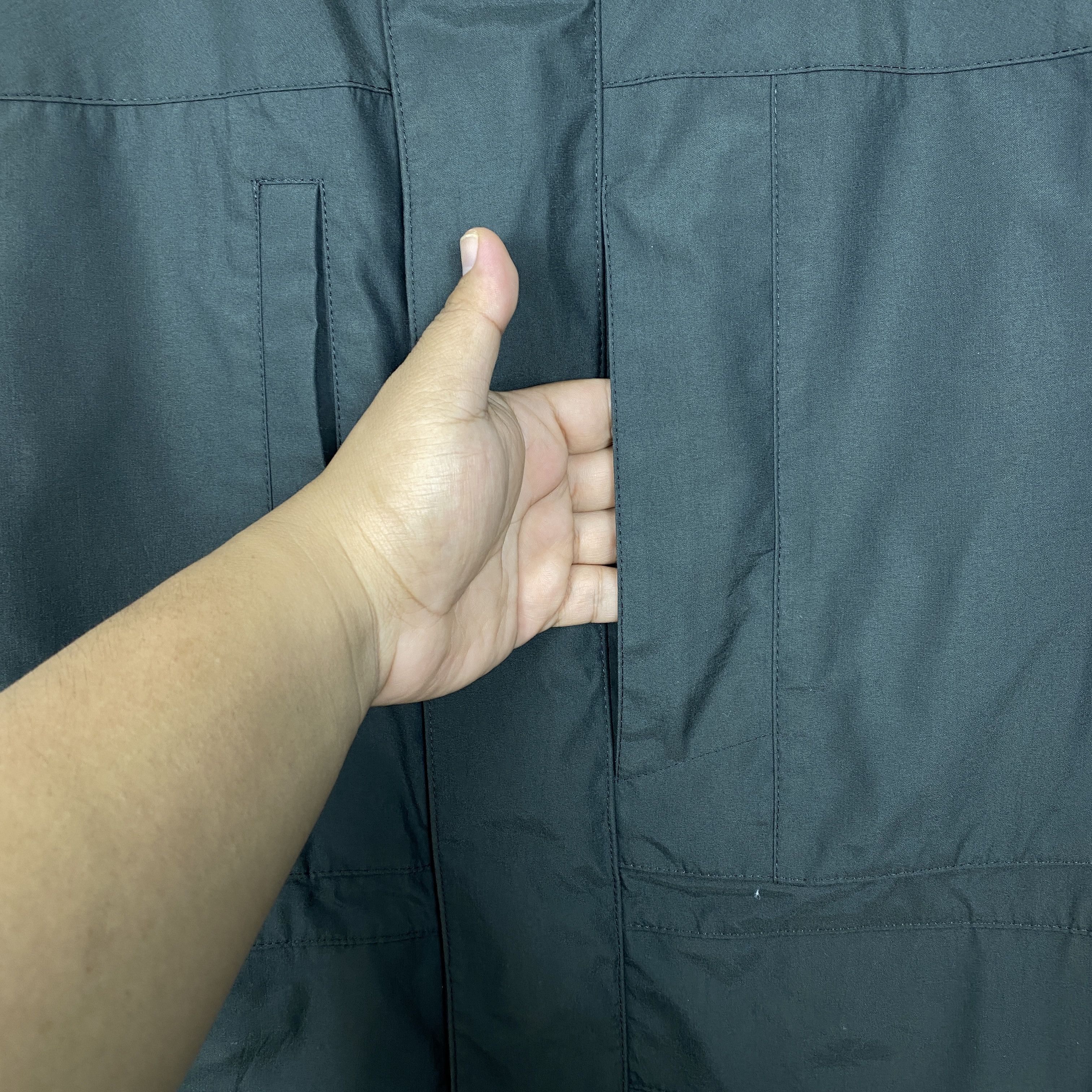 Uniqlo Vintage Uniqlo Windbreaker Jacket J0202 Size US L / EU 52-54 / 3 - 6 Thumbnail