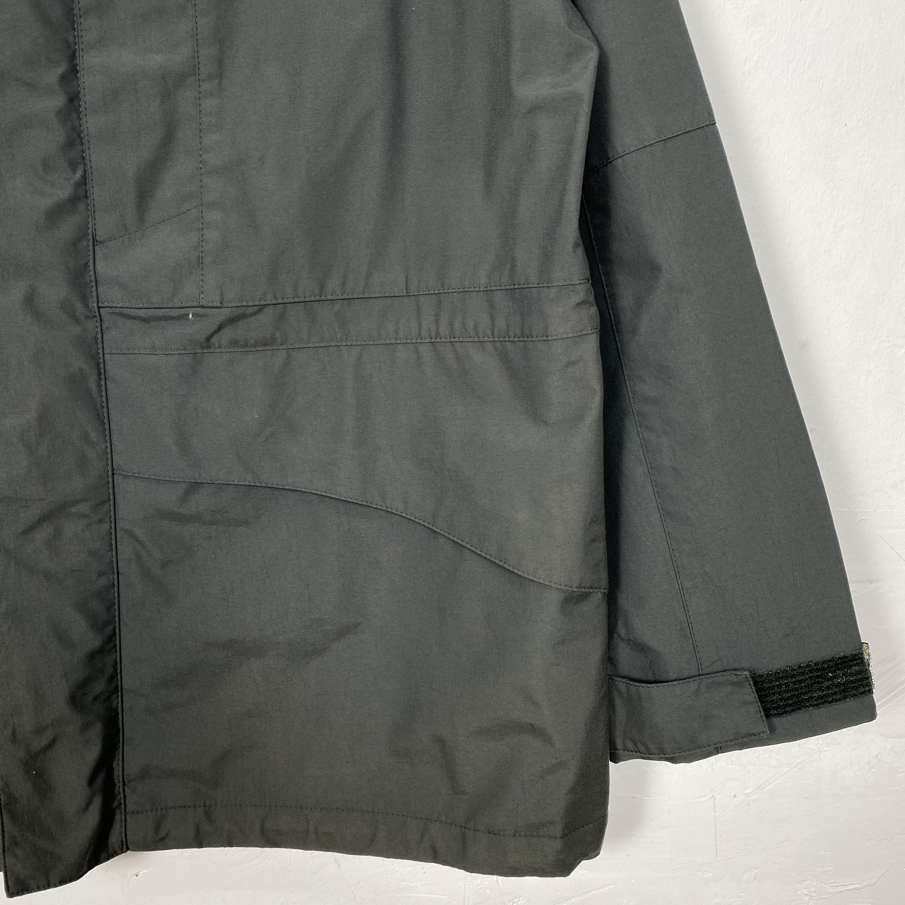 Uniqlo Vintage Uniqlo Windbreaker Jacket J0202 Size US L / EU 52-54 / 3 - 4 Thumbnail