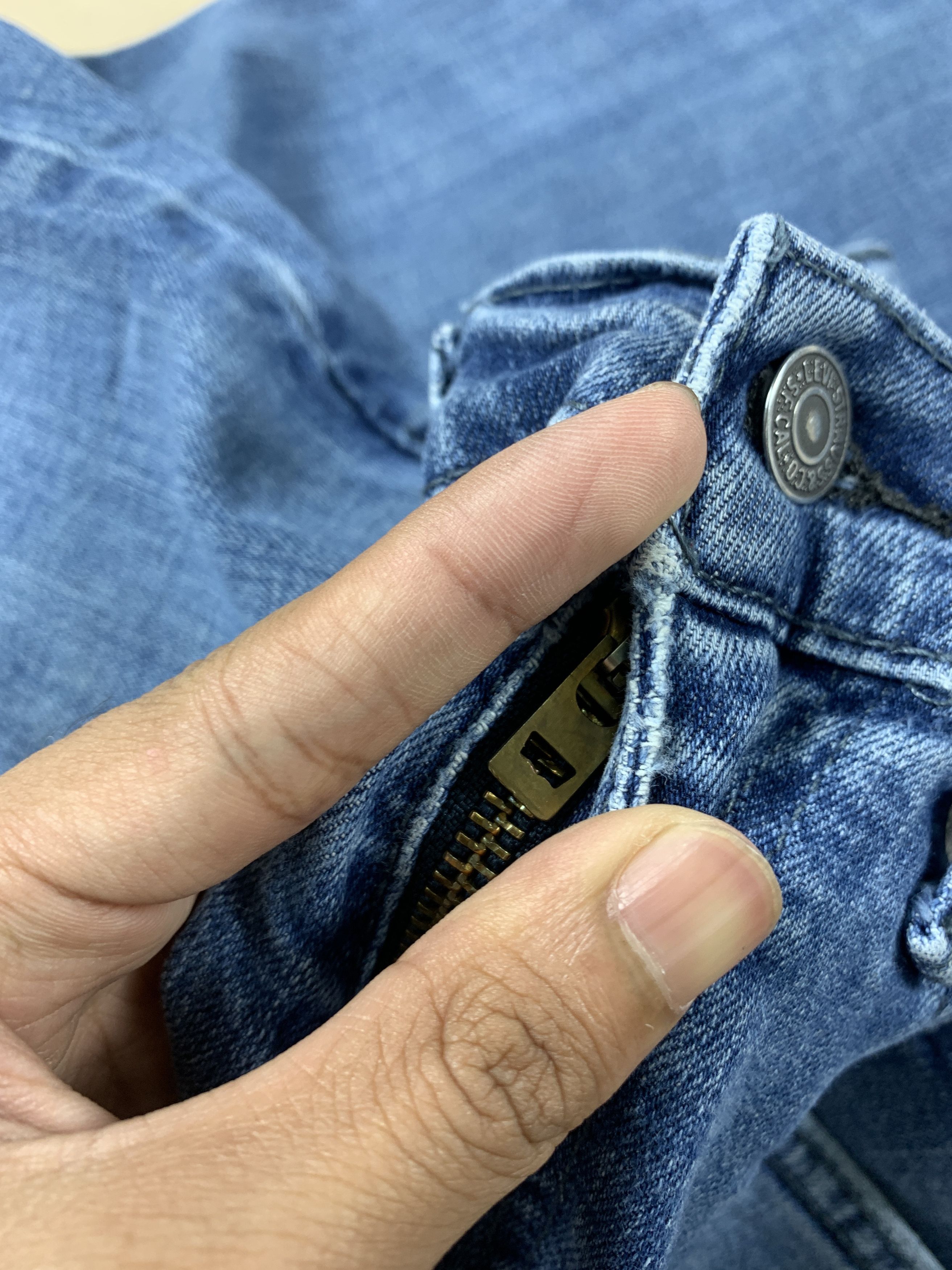 Levi's Vintage LEVI'S 514 Straightcut Mid Wash Jeans Size US 29 - 19 Thumbnail
