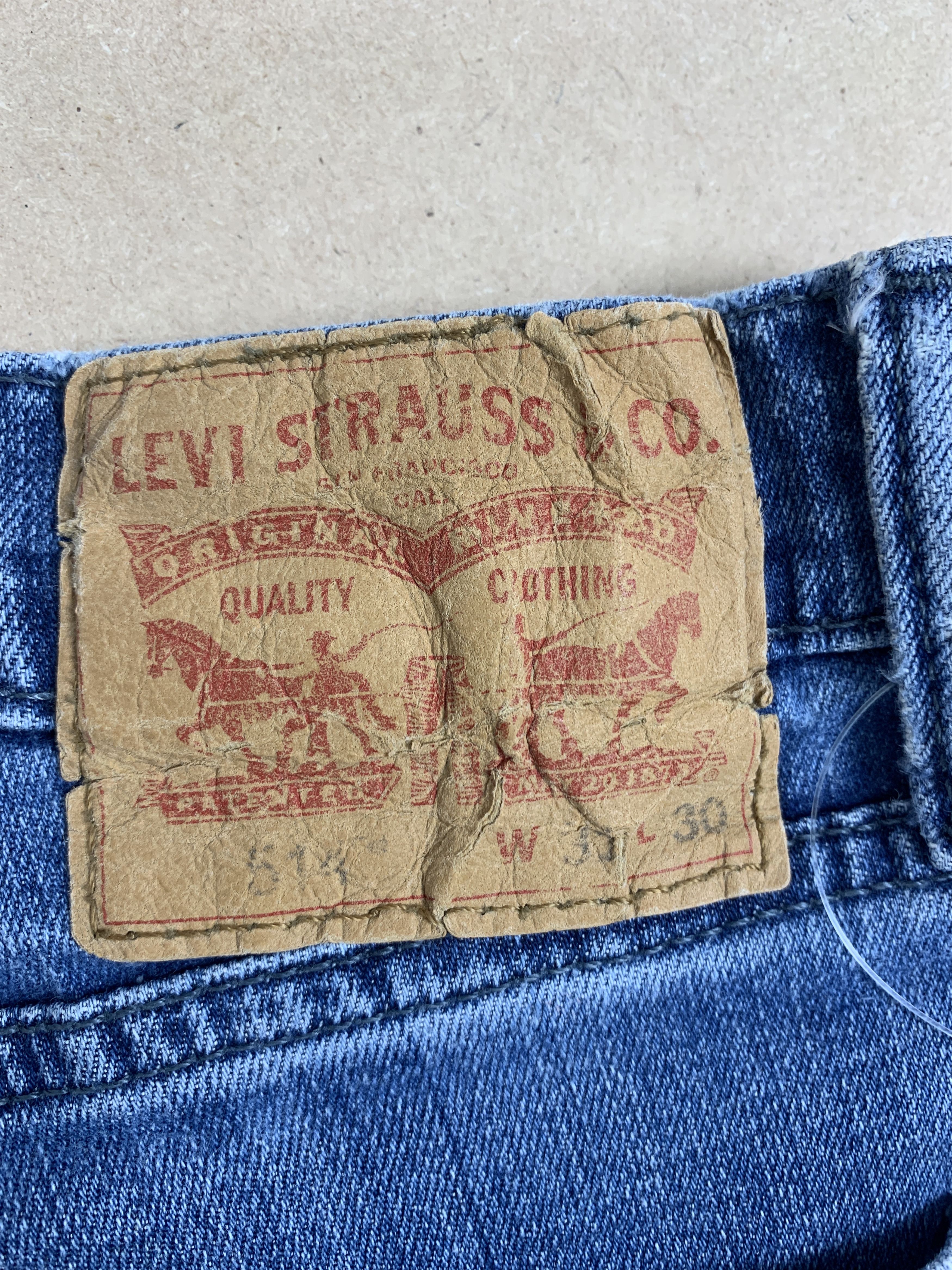Levi's Vintage LEVI'S 514 Straightcut Mid Wash Jeans Size US 29 - 7 Thumbnail