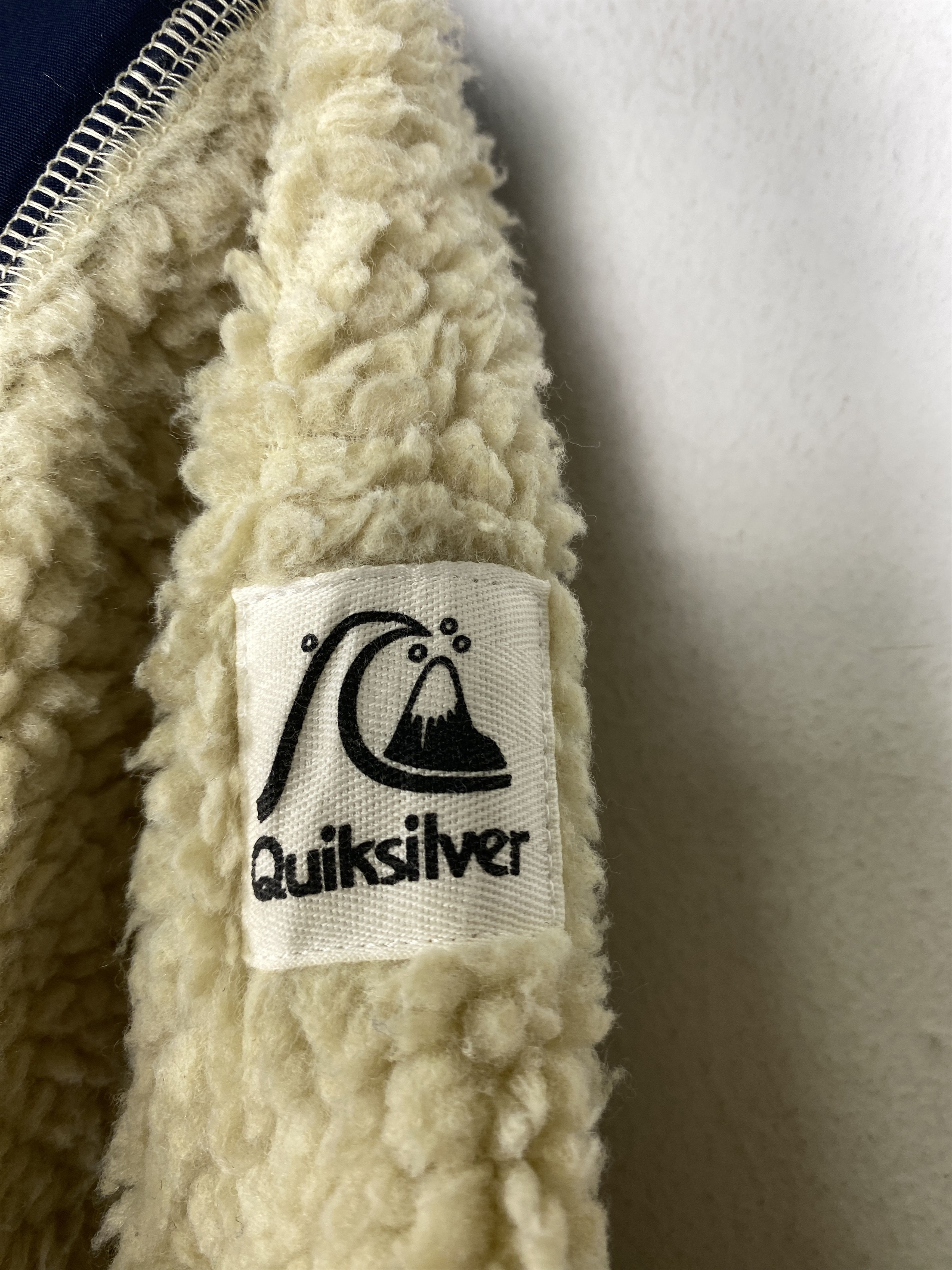 Quiksilver Vintage Quiksilver Hoodie Sherpa Zip Up Jacket J1337 Size US S / EU 44-46 / 1 - 6 Thumbnail