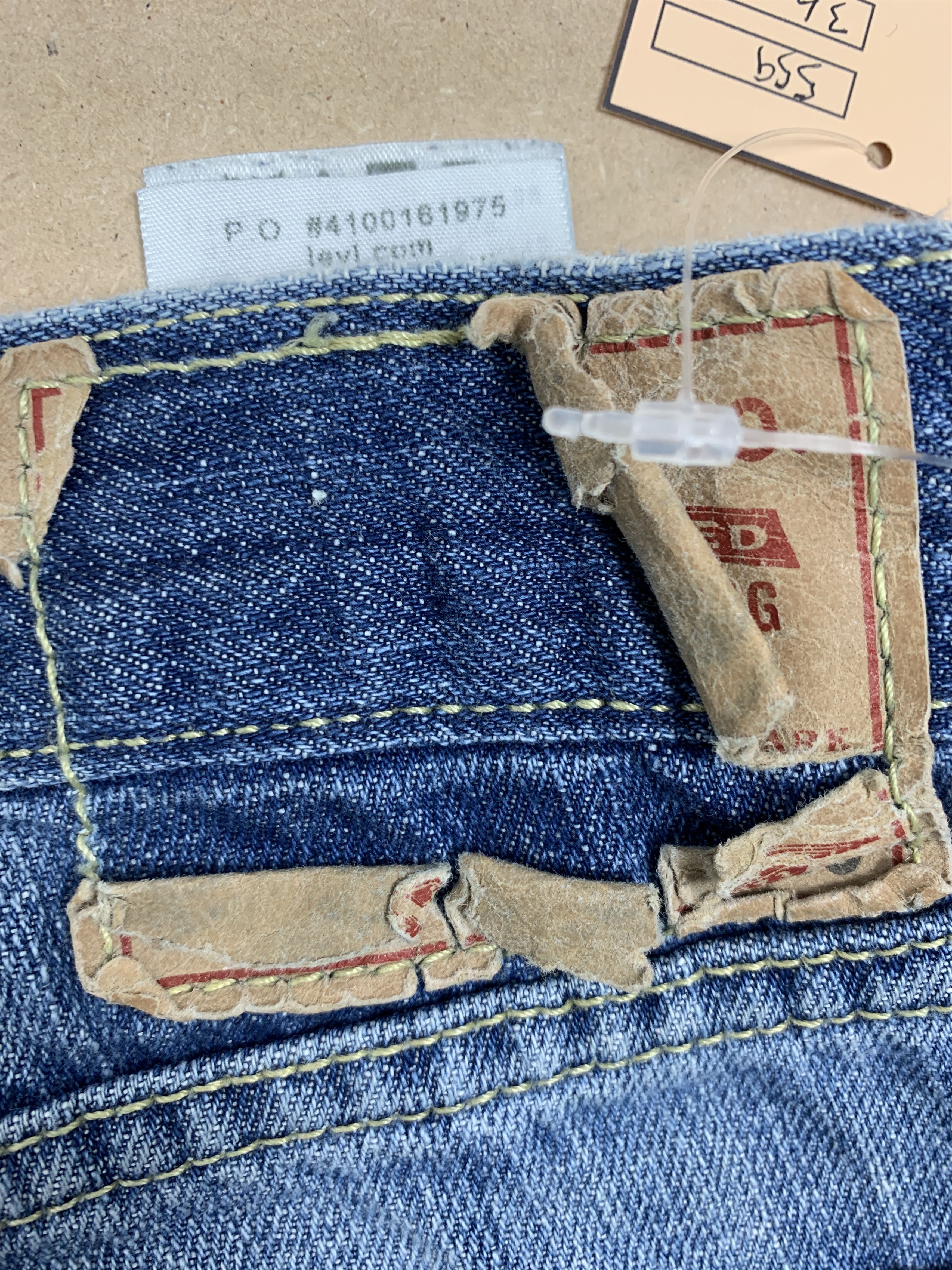 Levi's × Levi's Vintage Clothing × Vintage Vintage Levi's 559 Faded Distressed Blue Jeans Size US 36 / EU 52 - 8 Thumbnail
