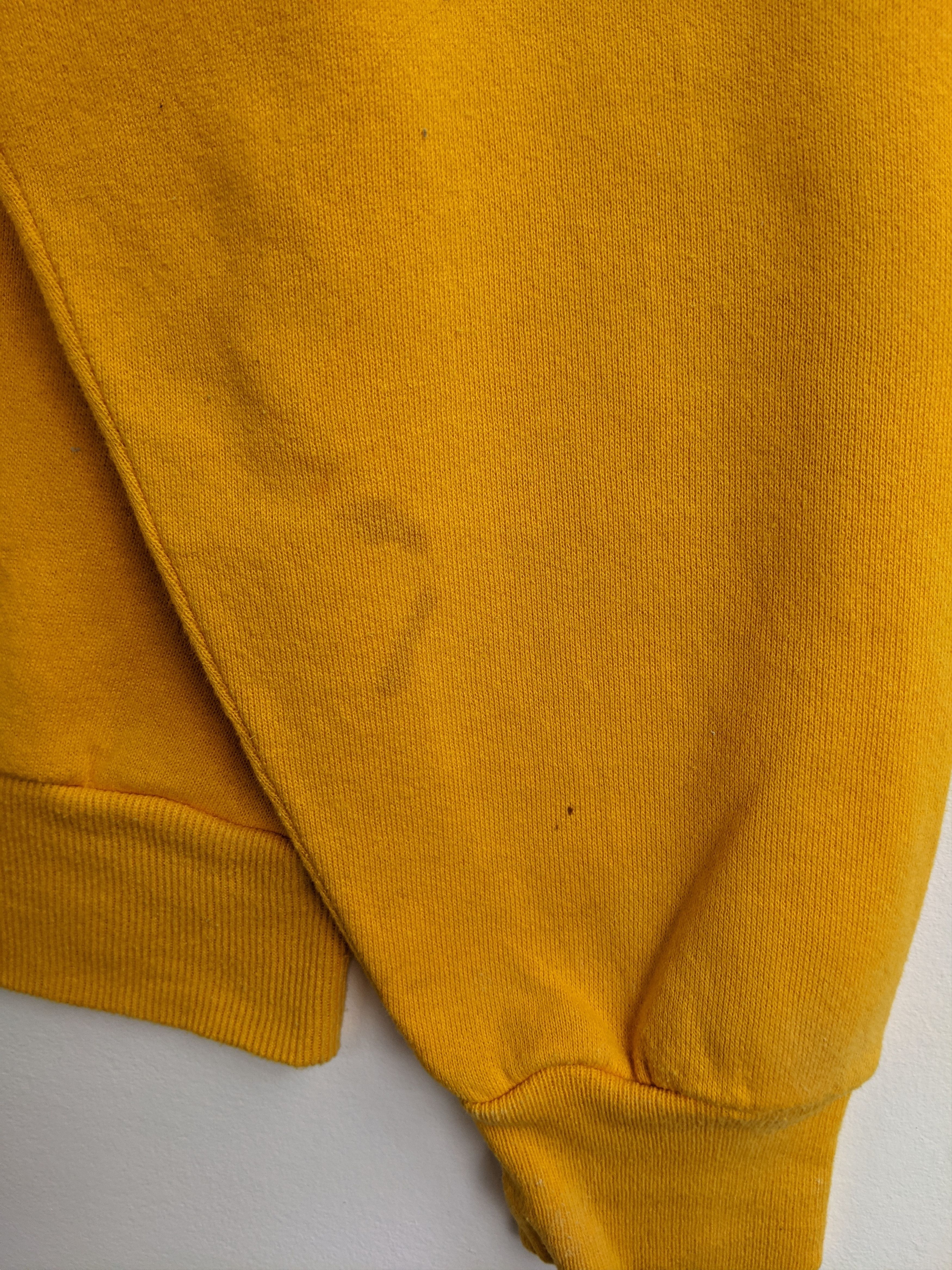 Disney Vintage Winnie The Pooh Sweatshirt Size US L / EU 52-54 / 3 - 7 Thumbnail