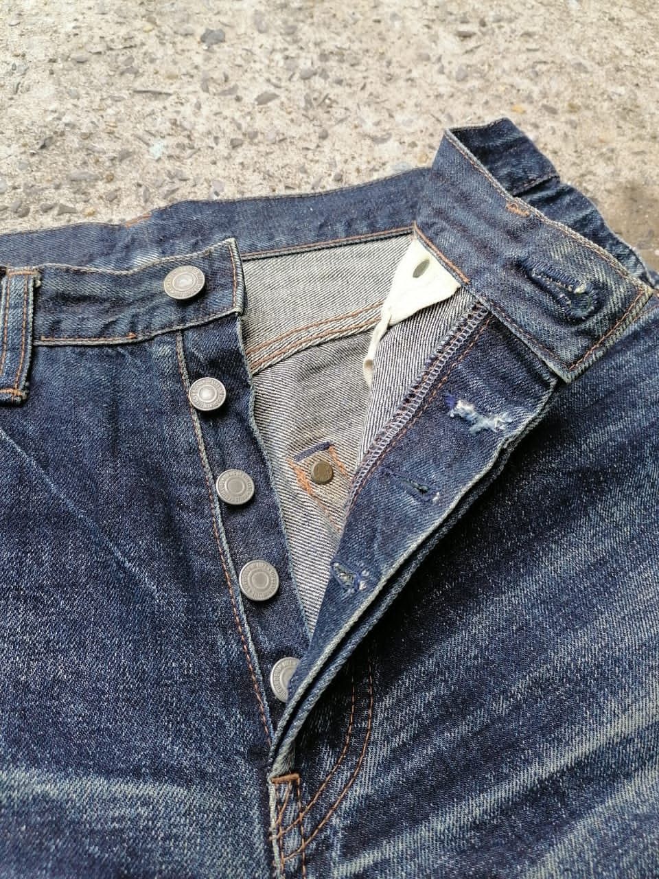 Japanese Brand × Vintage Virus Made In Japan Selvedge Distressed Denim Jeans Size US 30 / EU 46 - 2 Thumbnail