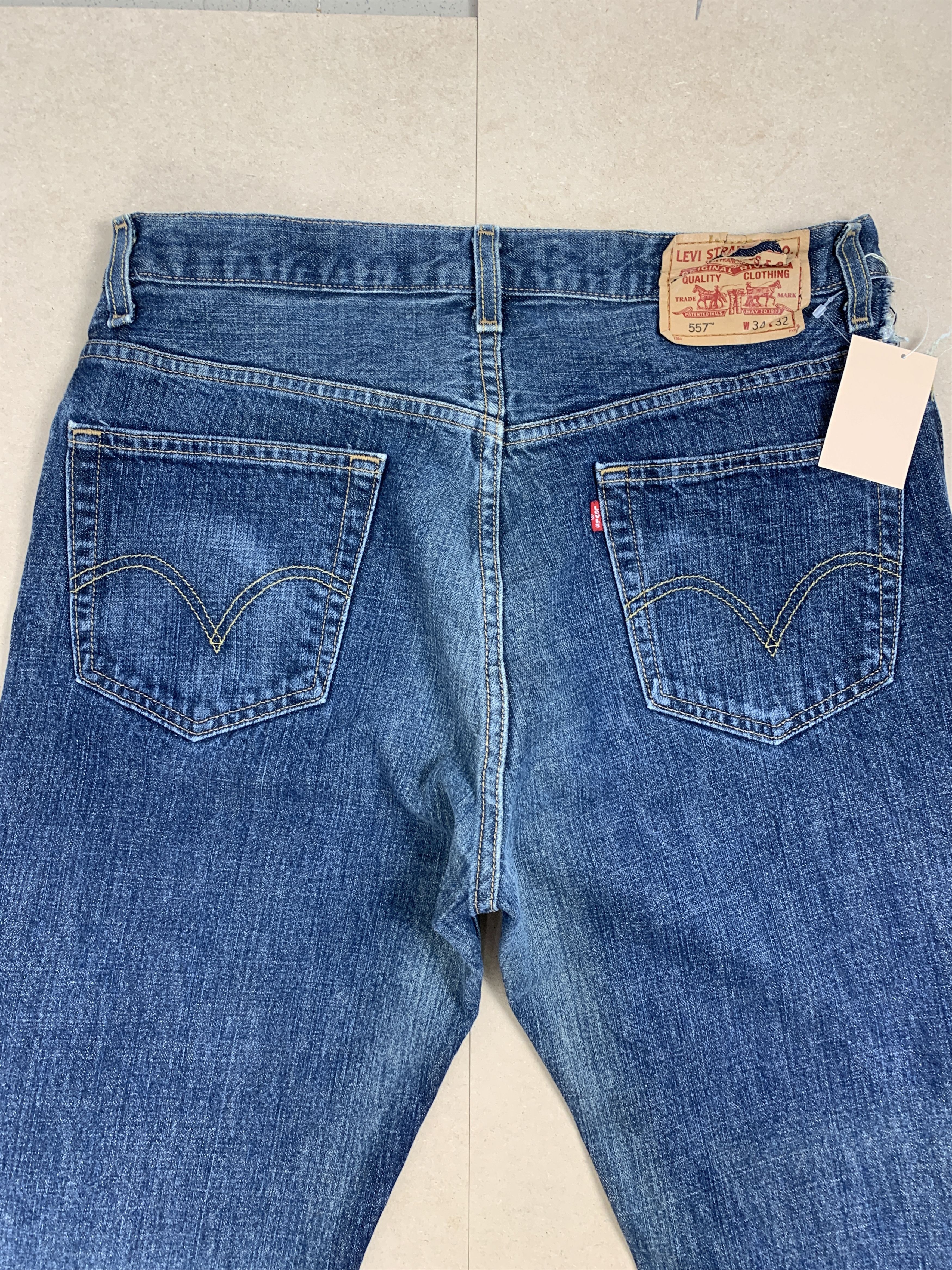 Levi's × Vintage Vintage LEVI'S 557 Relaxed Boot Blue Jeans Size US 34 / EU 50 - 6 Thumbnail