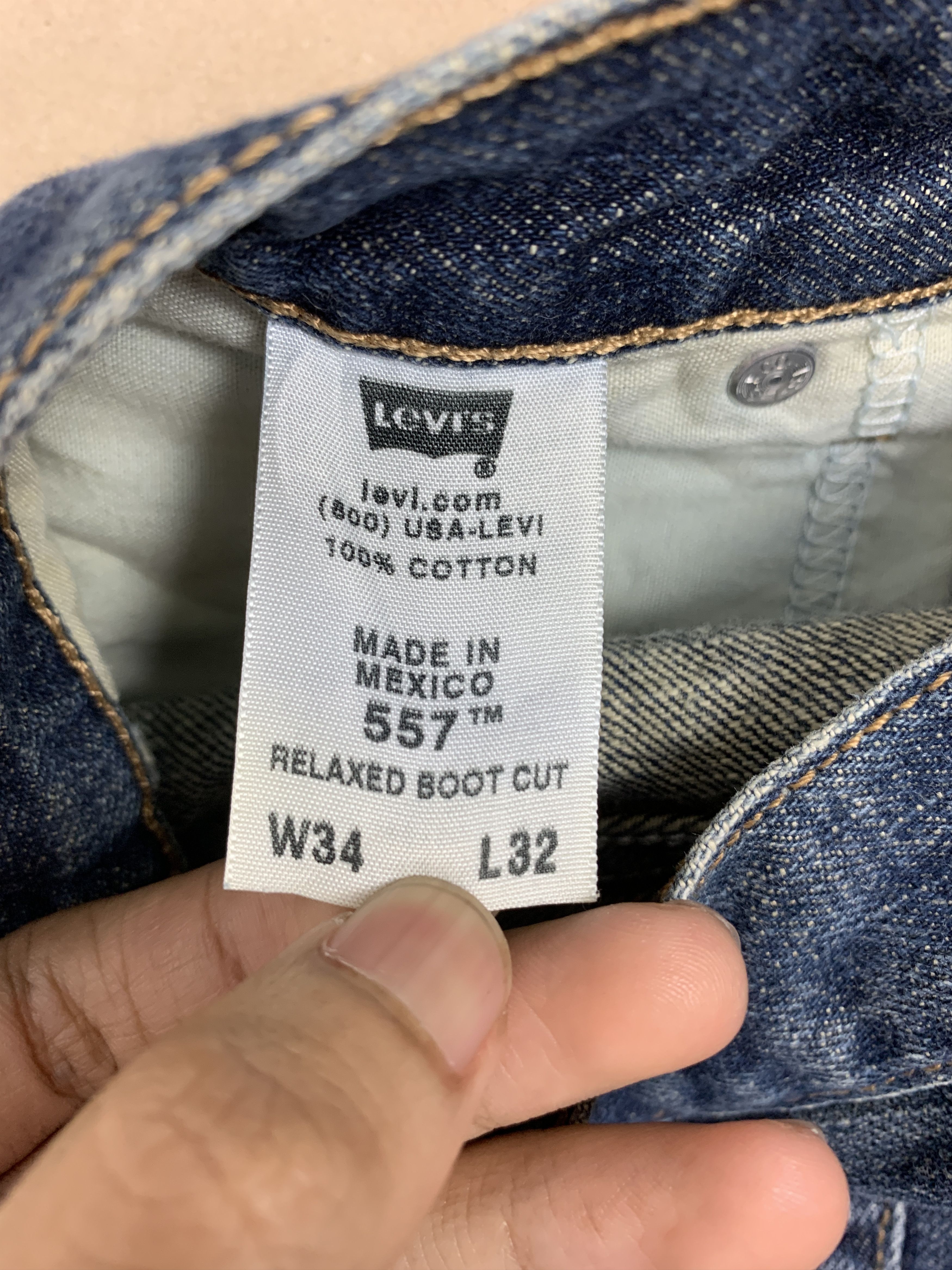 Levi's × Vintage Vintage LEVI'S 557 Relaxed Boot Blue Jeans Size US 34 / EU 50 - 9 Thumbnail
