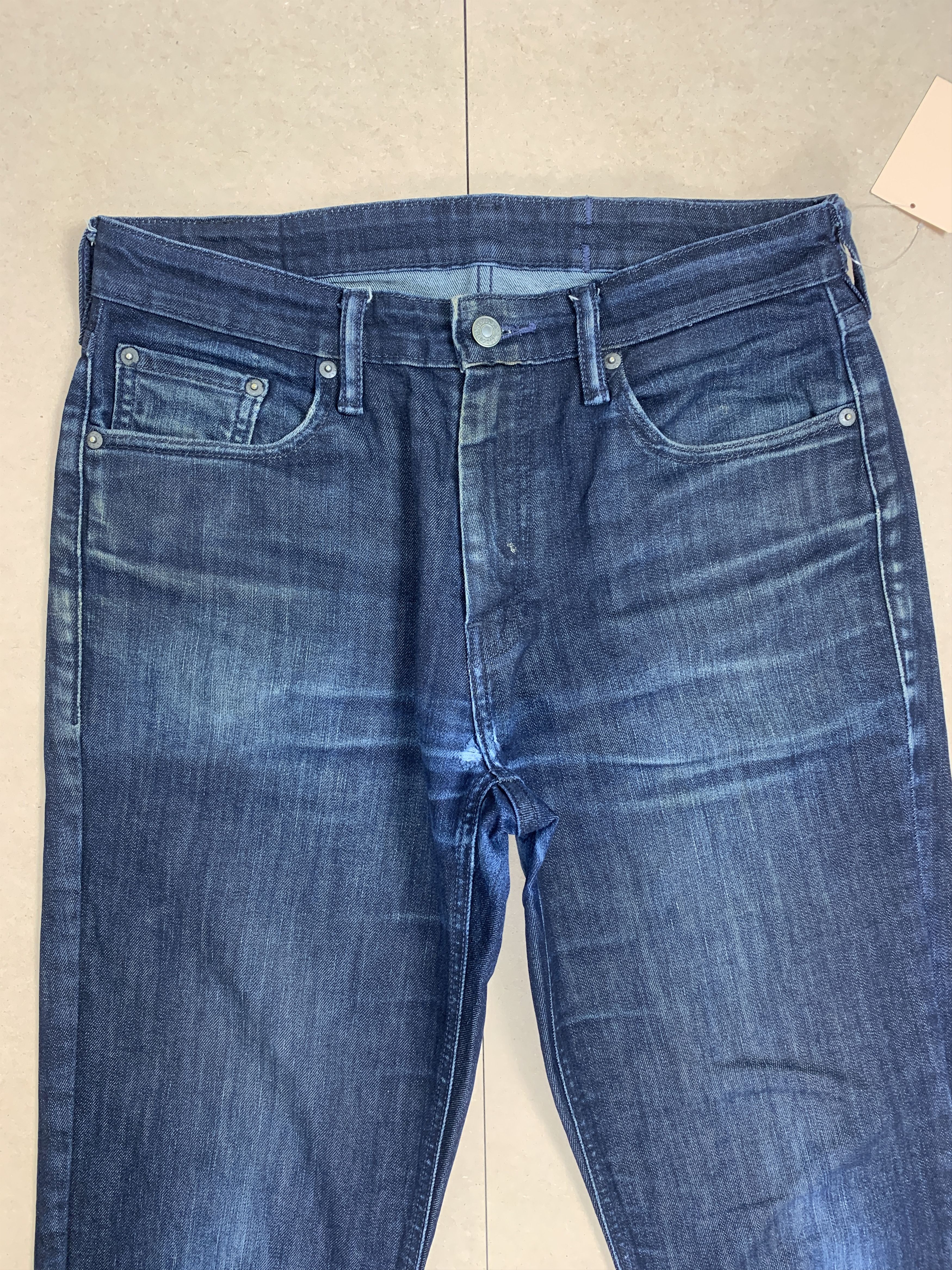 Levi's Vintage Levis 541 Mid Skinny Faded Blue Jeans Size US 32 / EU 48 - 2 Thumbnail