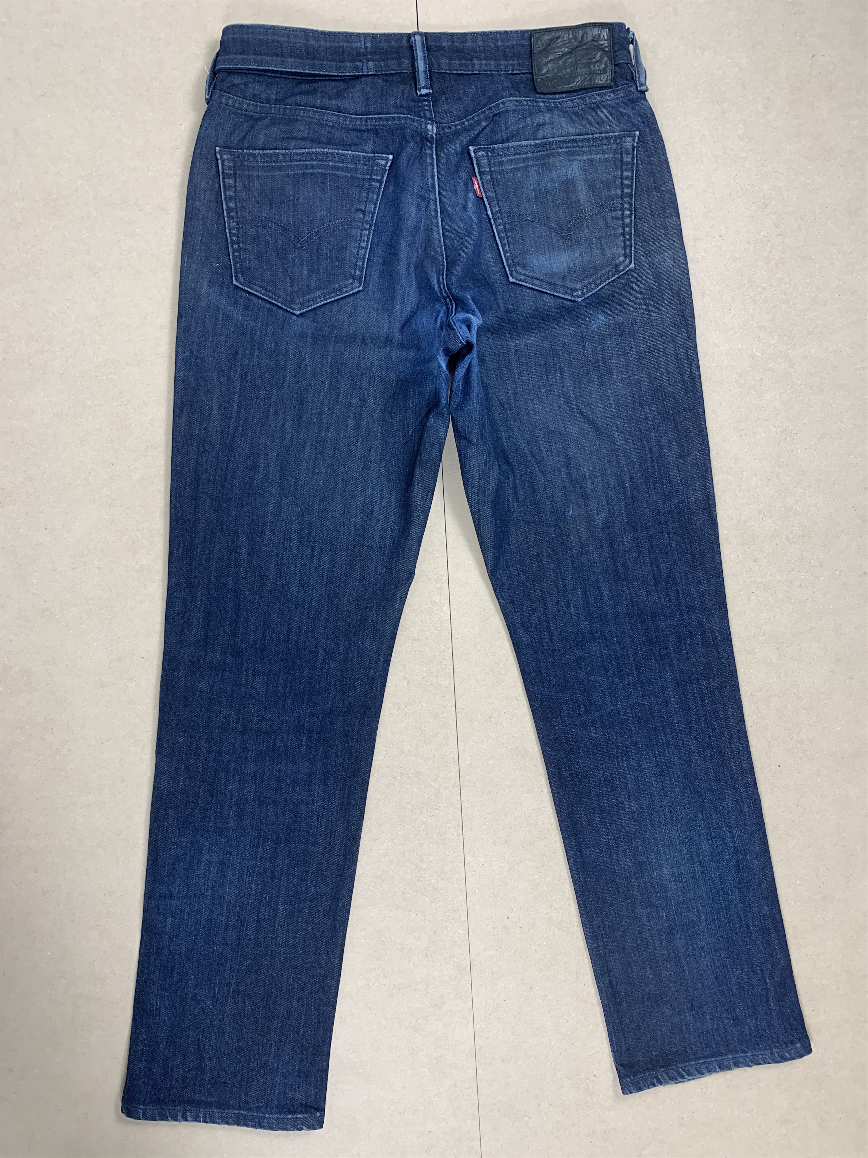 Levi's Vintage Levis 541 Mid Skinny Faded Blue Jeans Size US 32 / EU 48 - 8 Thumbnail