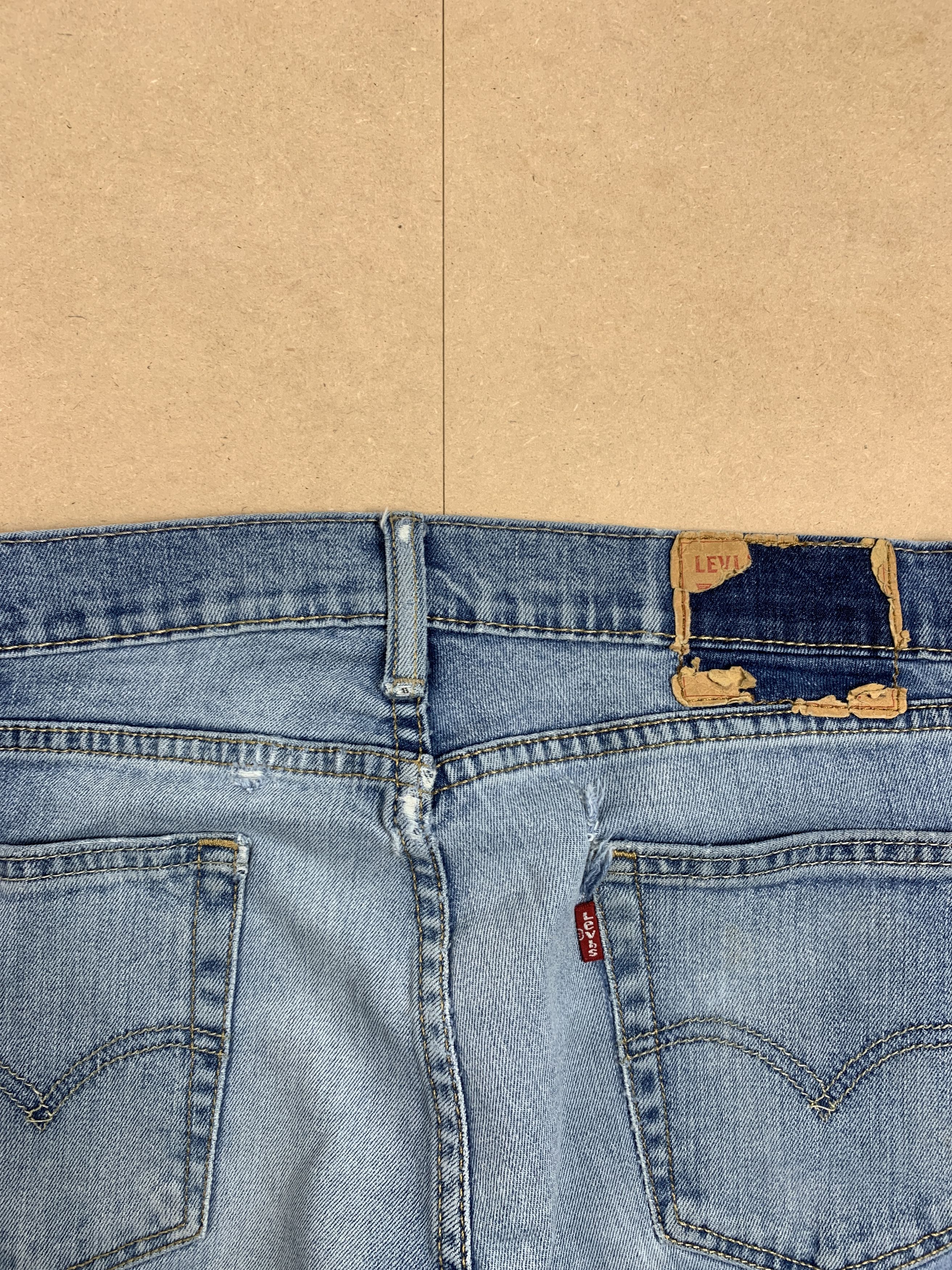 Levi's × Vintage Vintage Levis 513 Straight Cut Faded Mid Wash Jeans Size US 27 - 9 Thumbnail