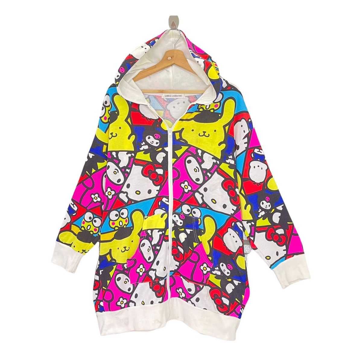 Japanese Brand Hello Kitty Allover Print Zipper Hoodies Size L Size US L / EU 52-54 / 3 - 3 Thumbnail
