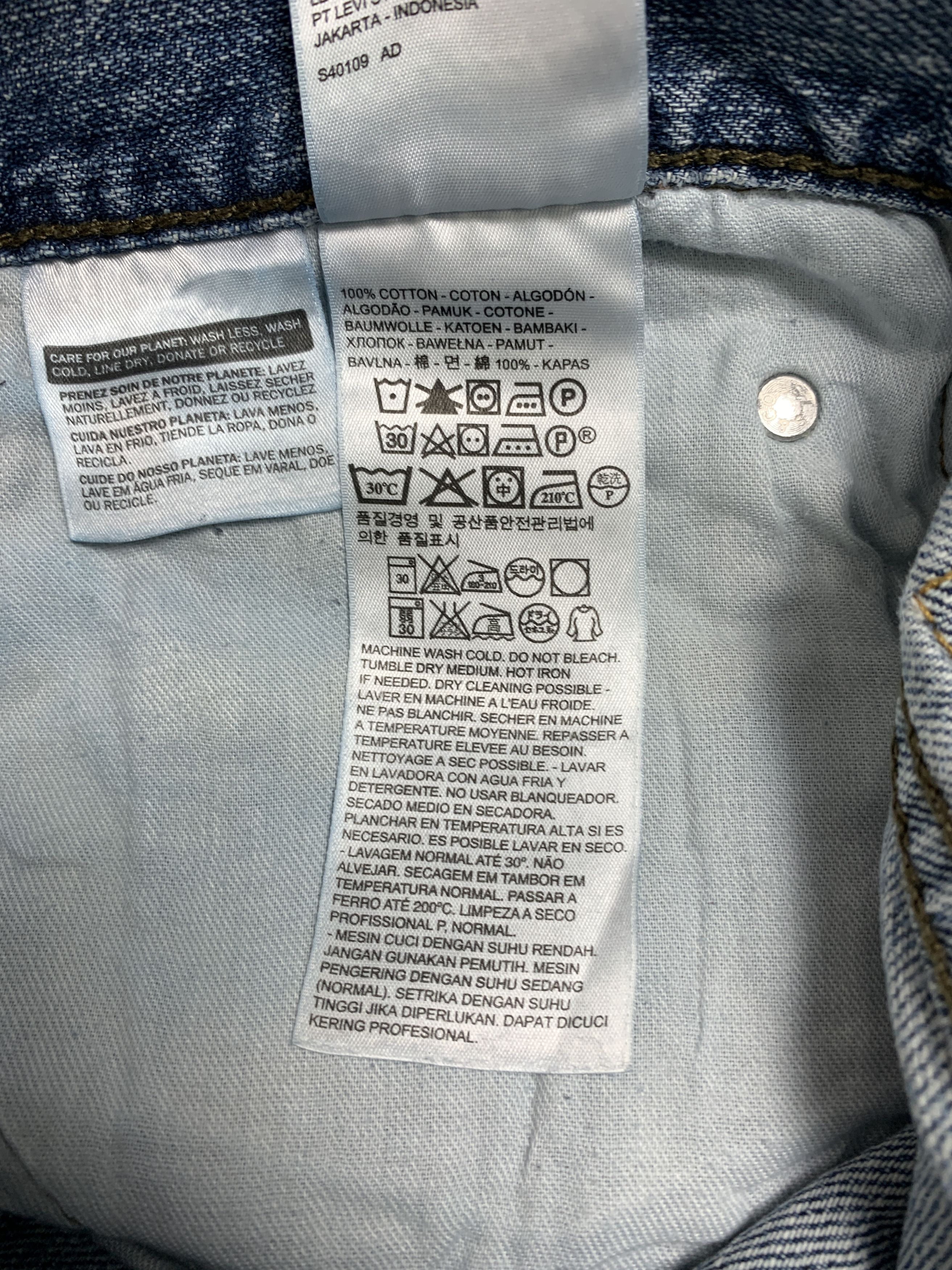 Levi's Vintage Levis 514 Straight Cut Faded Blue Jeans Size US 30 / EU 46 - 12 Thumbnail