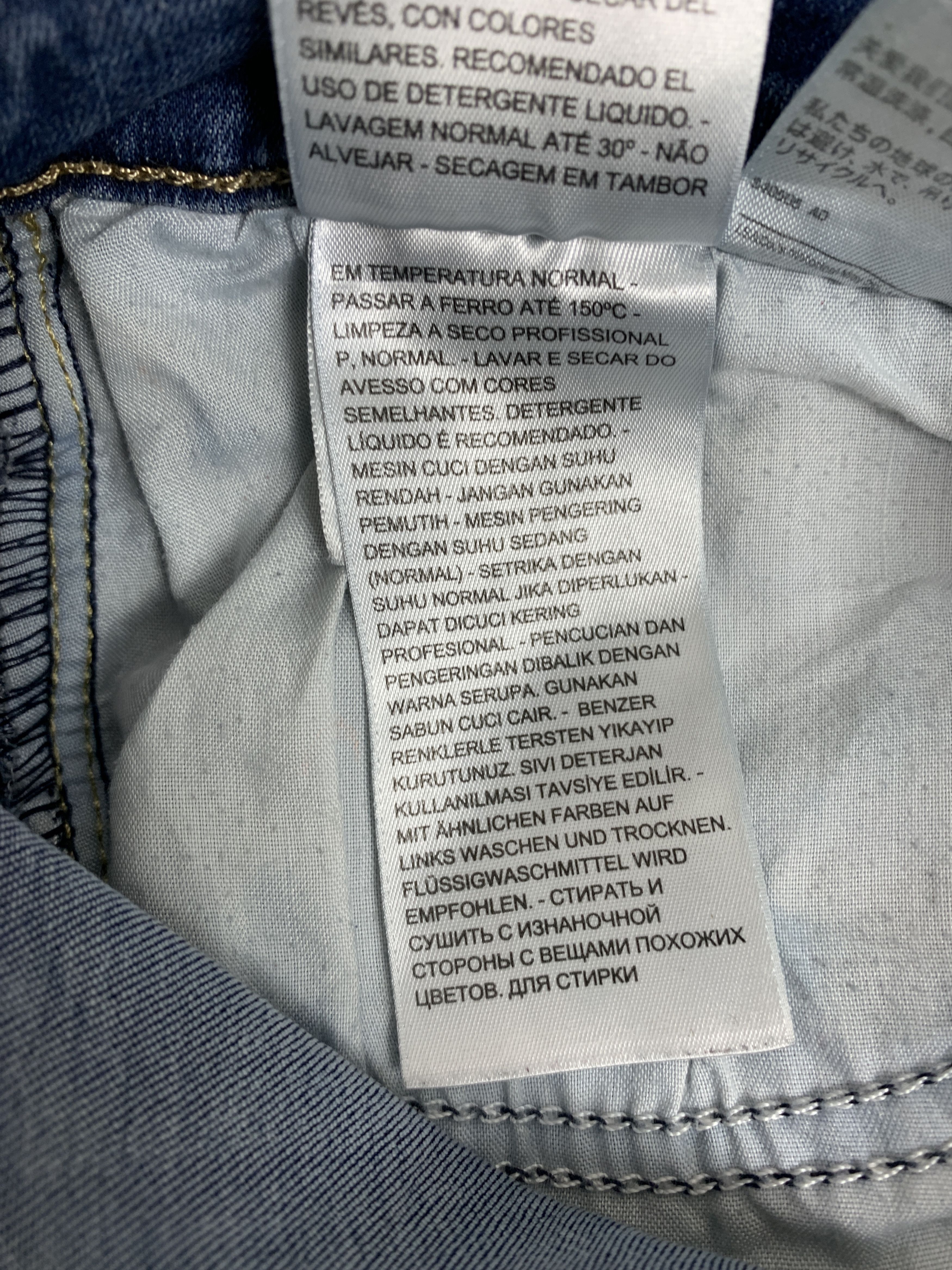 Levi's × Vintage Vintage Levis 575 Mid Skinny Faded Blue Jeans Size US 32 / EU 48 - 14 Thumbnail