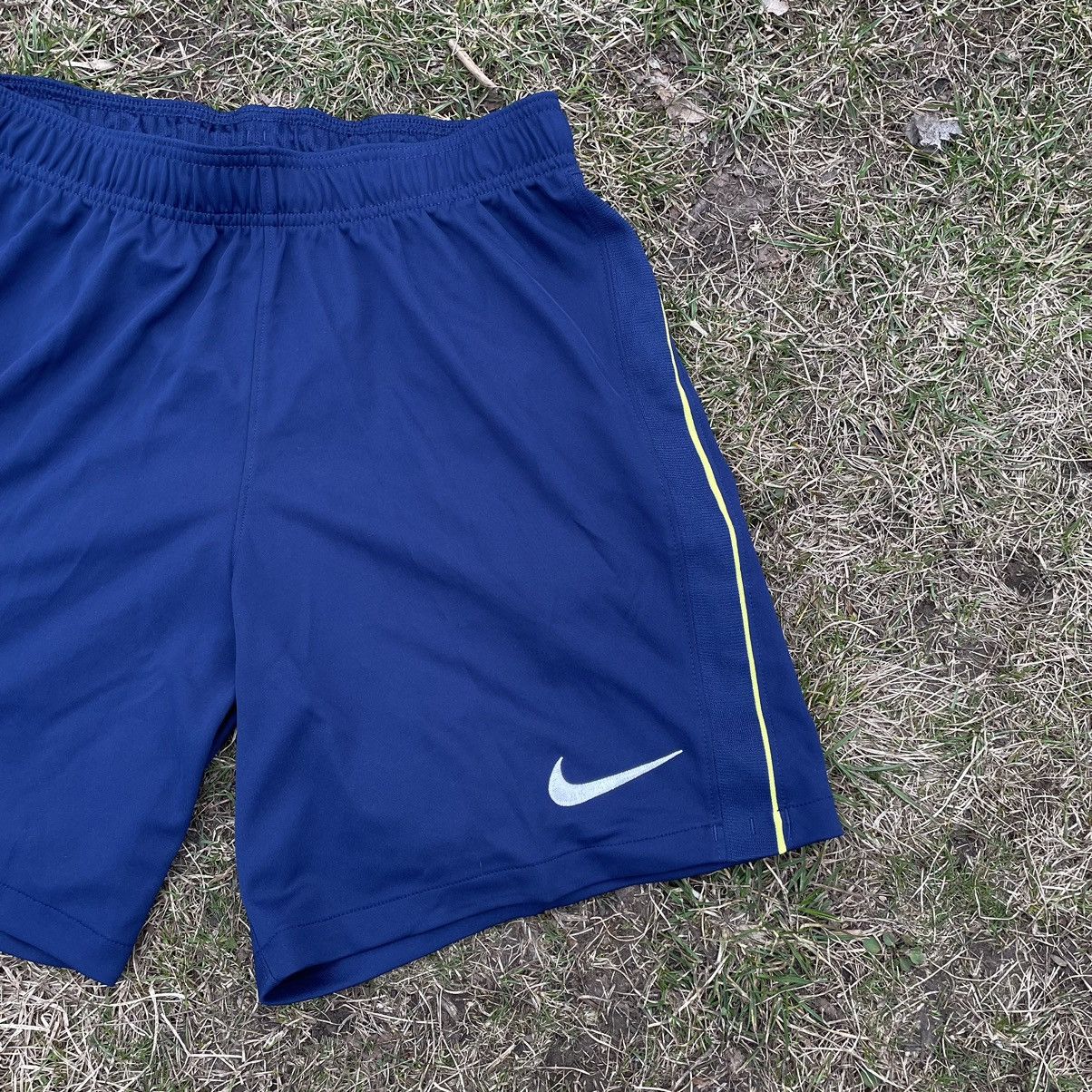 Vintage Vintage Nike Swoosh Shorts Y2K Streetwear Blue Distressed 32 Size US 32 / EU 48 - 3 Thumbnail