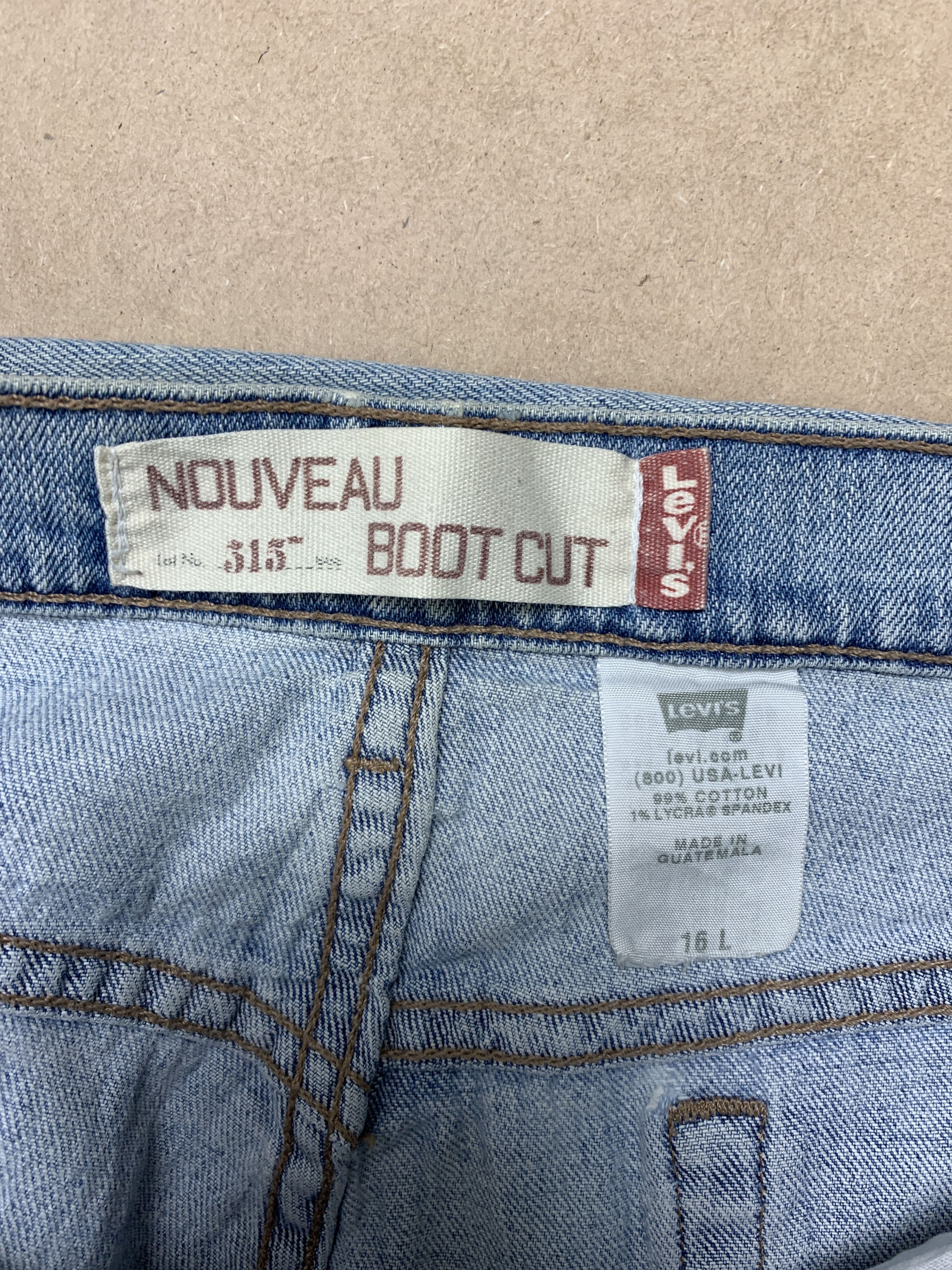 Levi's Vintage Levis 515 Boot Cut Faded Jeans P0252 Size 34" / US 12 / IT 48 - 11 Thumbnail