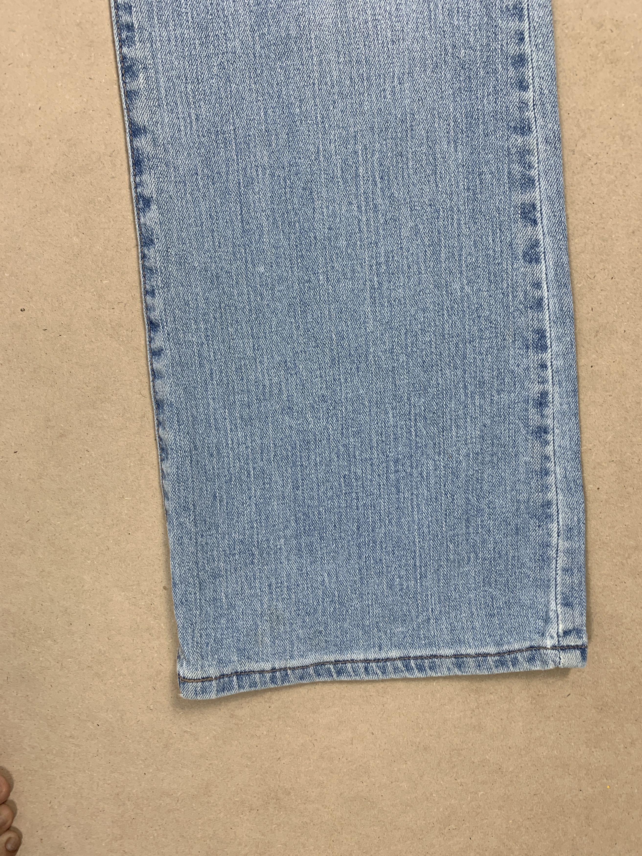 Levi's Vintage Levis 515 Boot Cut Faded Jeans P0252 Size 34" / US 12 / IT 48 - 5 Thumbnail