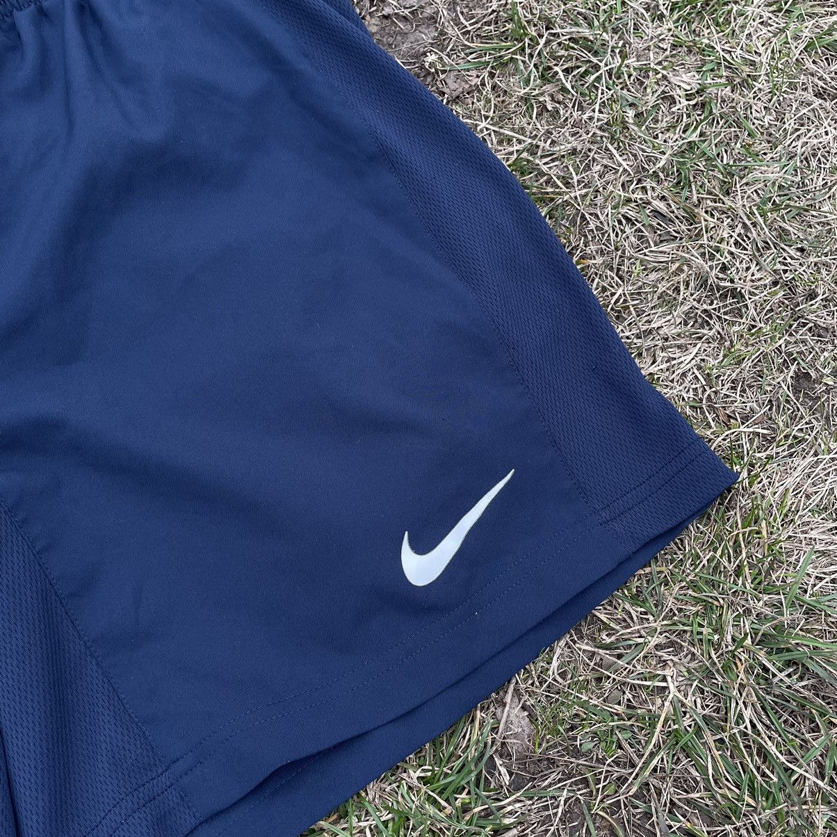 Vintage Vintage 90s Nike Swoosh Shorts Y2K Skate Streetwear Baggy 30 Size US 30 / EU 46 - 4 Thumbnail
