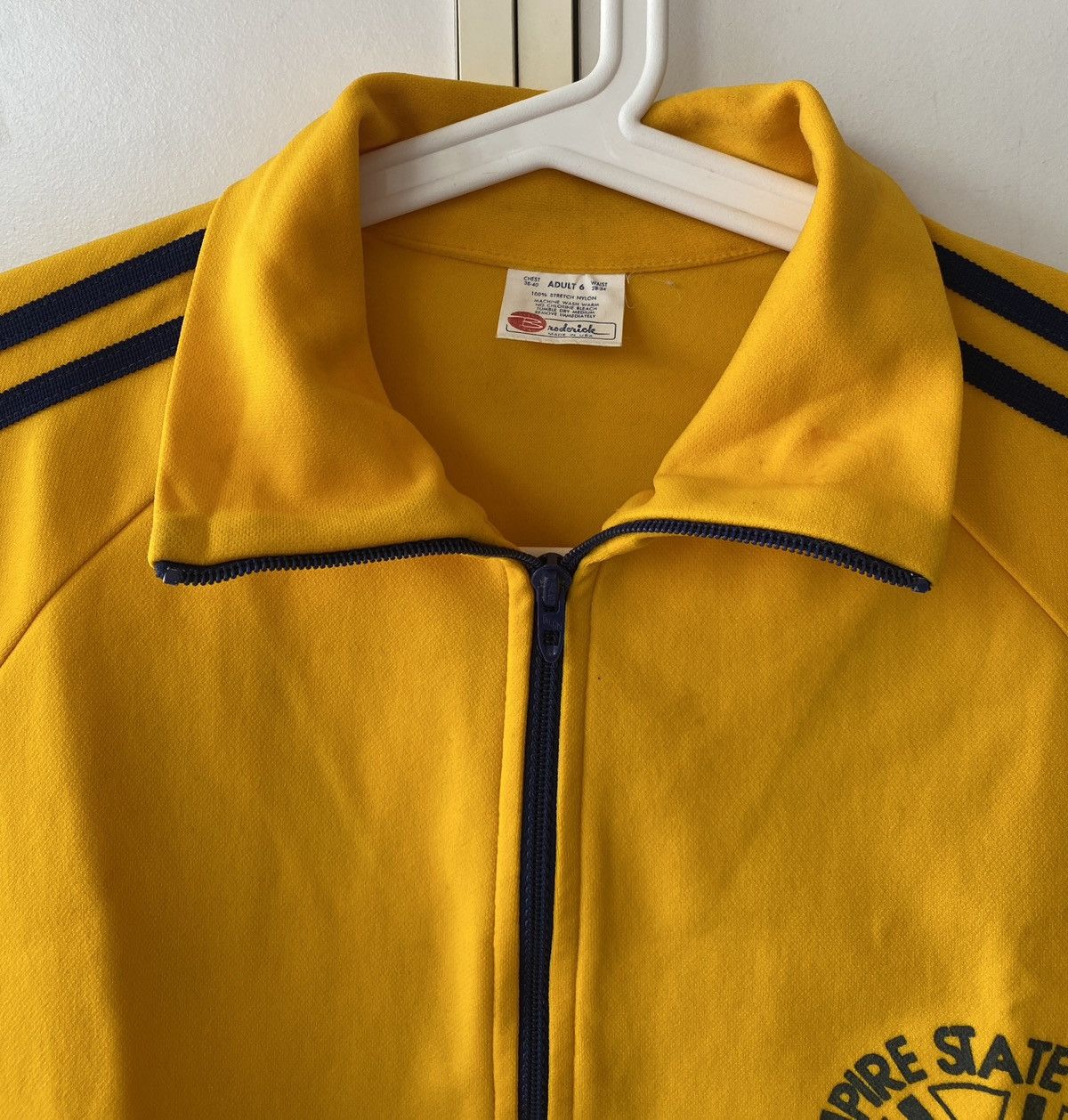 Vintage VINTAGE 80’ EMPIRE STATE GAME SYRACUSE SWEATER Size US S / EU 44-46 / 1 - 3 Thumbnail
