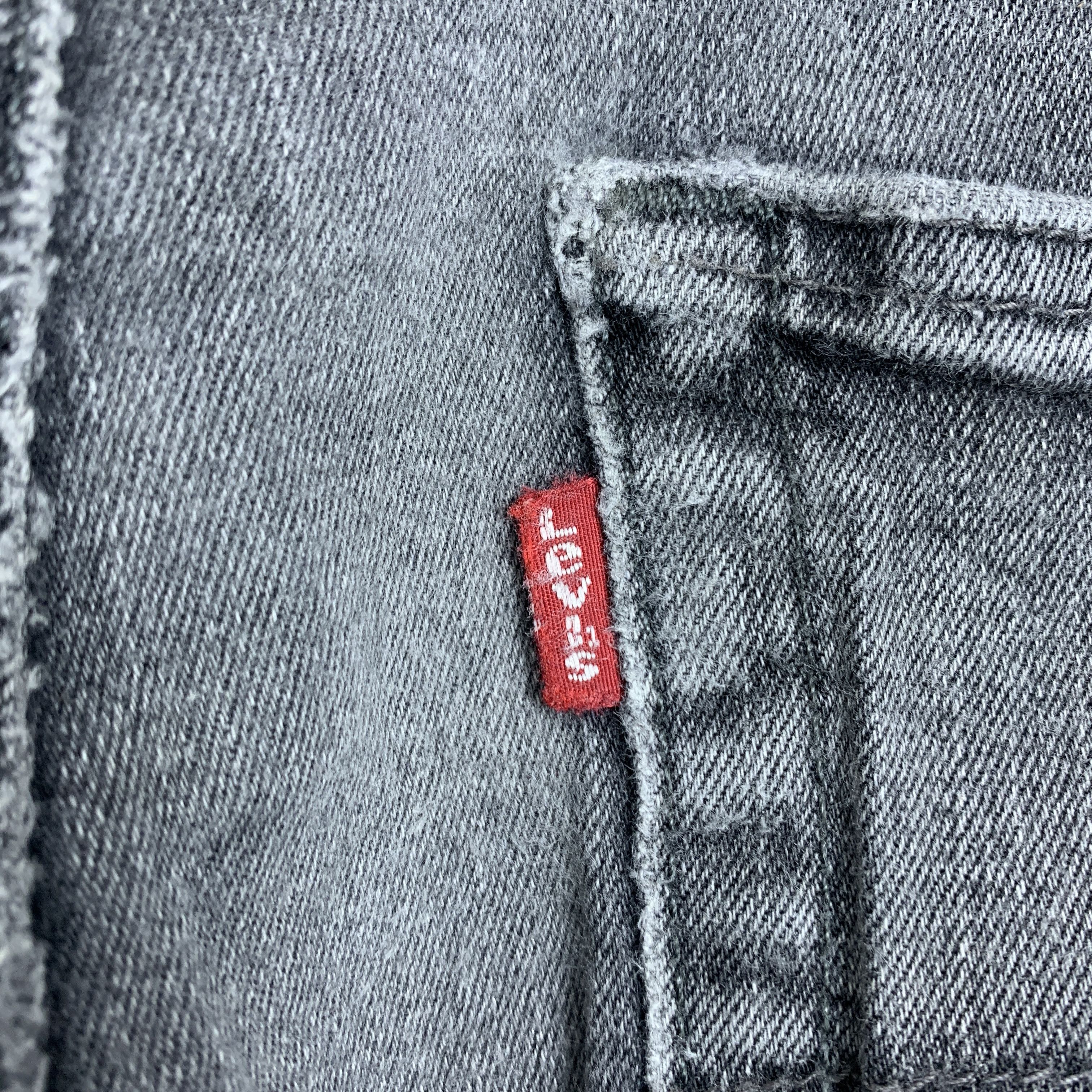 Levi's Vintage Levis 505 Distressed Faded Black Jeans P0292 Size US 32 / EU 48 - 11 Thumbnail