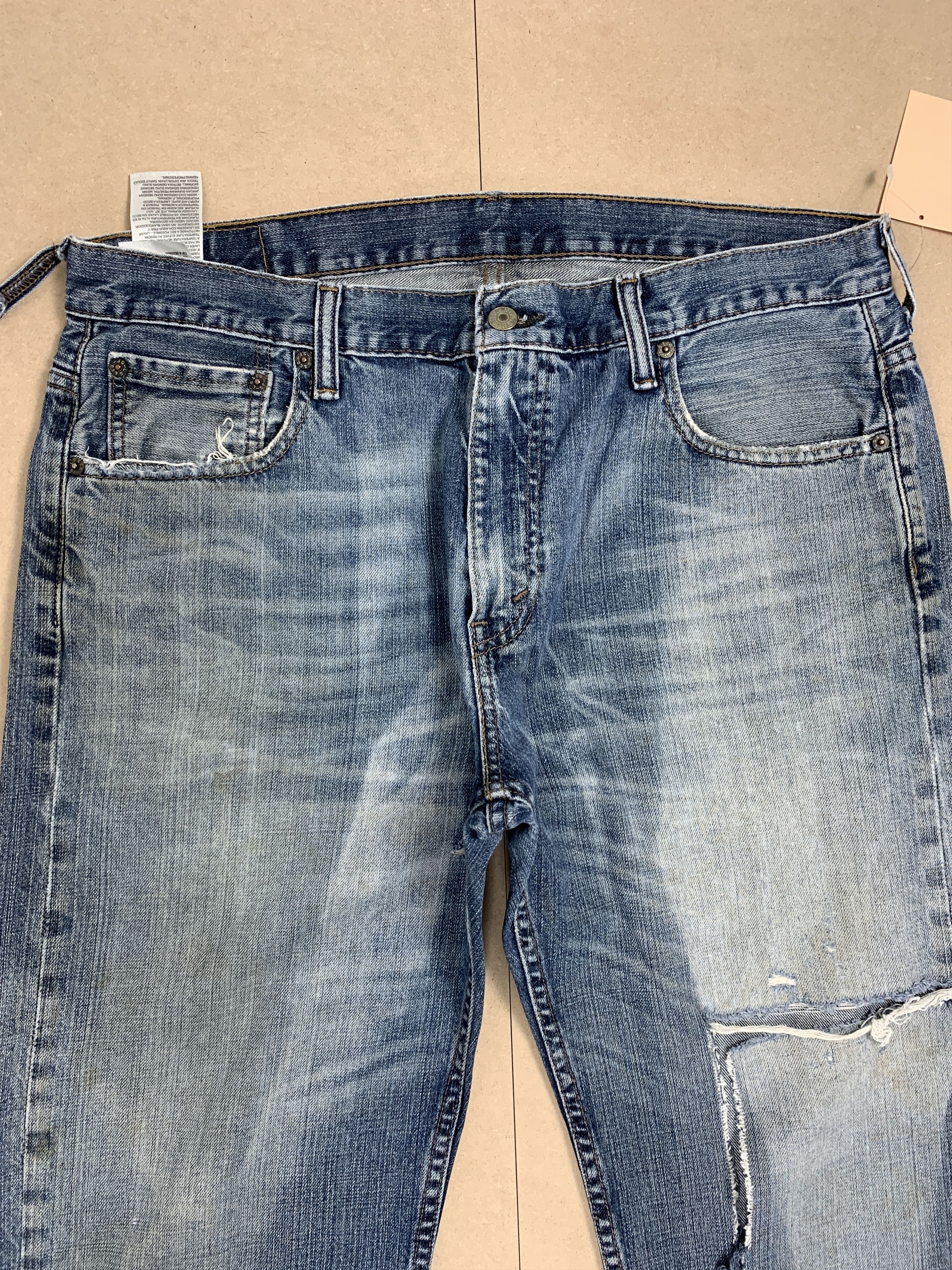 Levi's × Vintage Vintage Levis 569 Striaght Cut Distressed Faded Blue Jeans Size US 36 / EU 52 - 2 Thumbnail