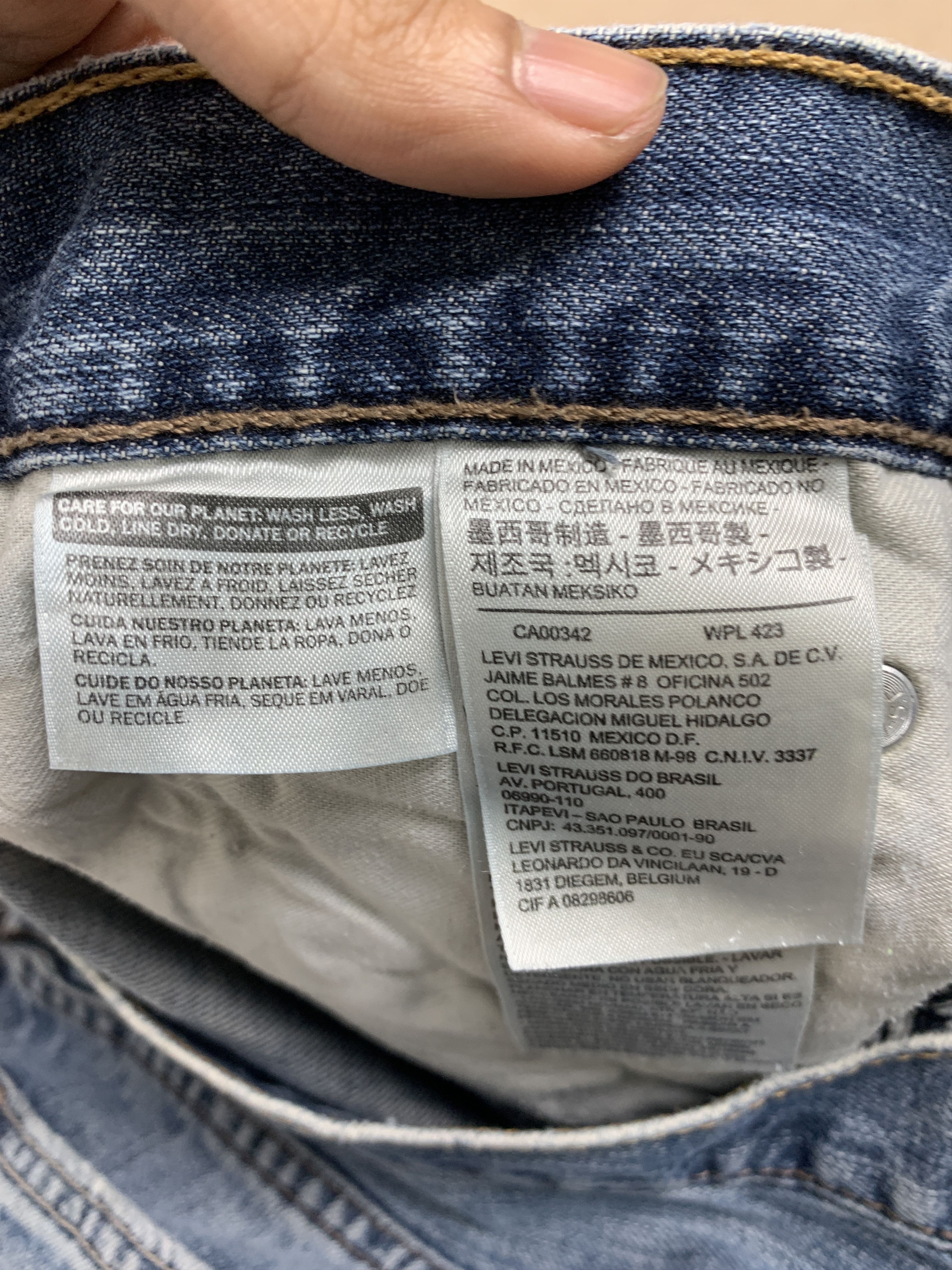Levi's × Vintage Vintage Levis 569 Striaght Cut Distressed Faded Blue Jeans Size US 36 / EU 52 - 14 Thumbnail