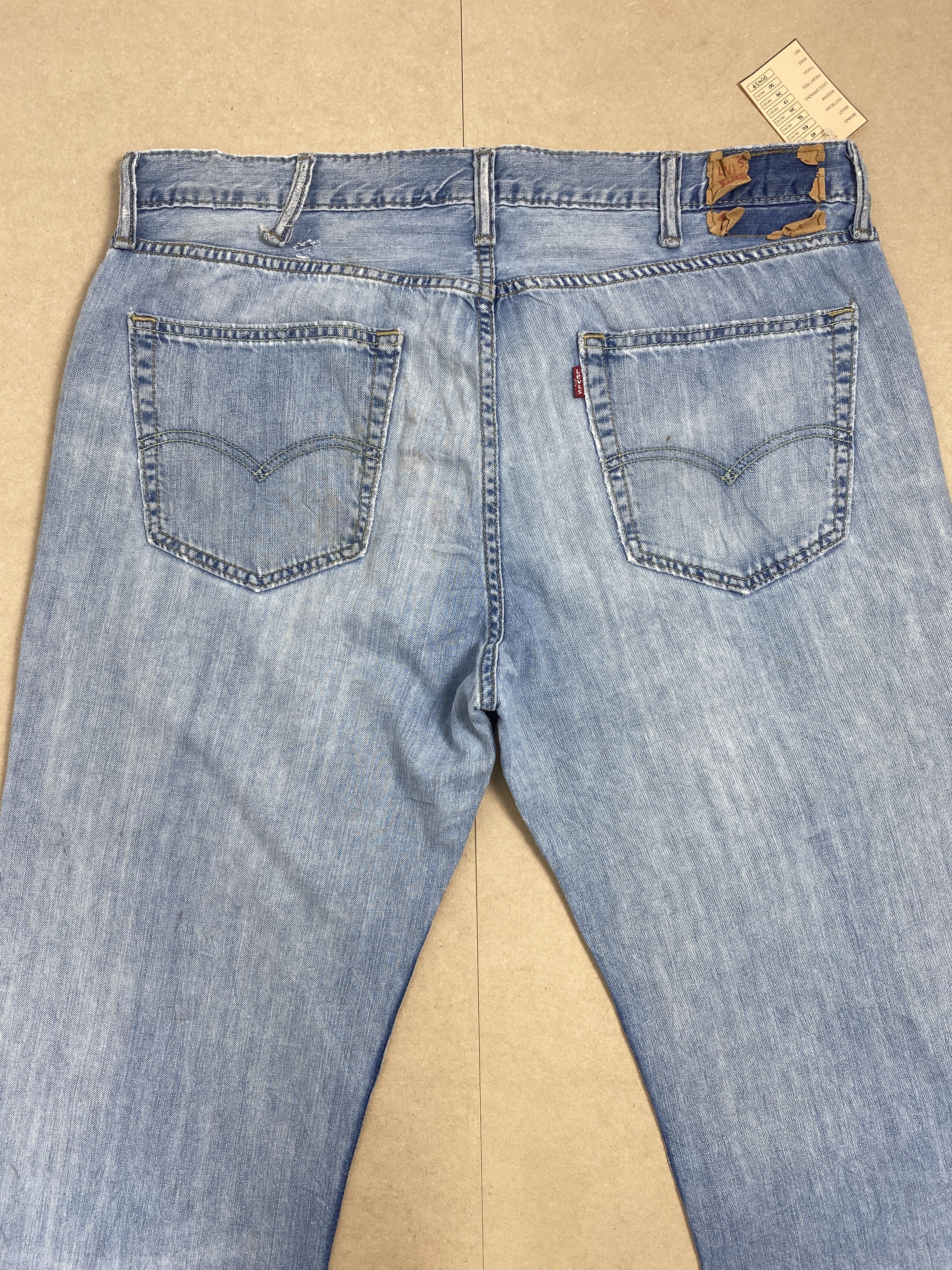 Levi's × Vintage Vintage Levis 559 Straight Cut Light Wash Jeans Size US 40 / EU 56 - 6 Thumbnail