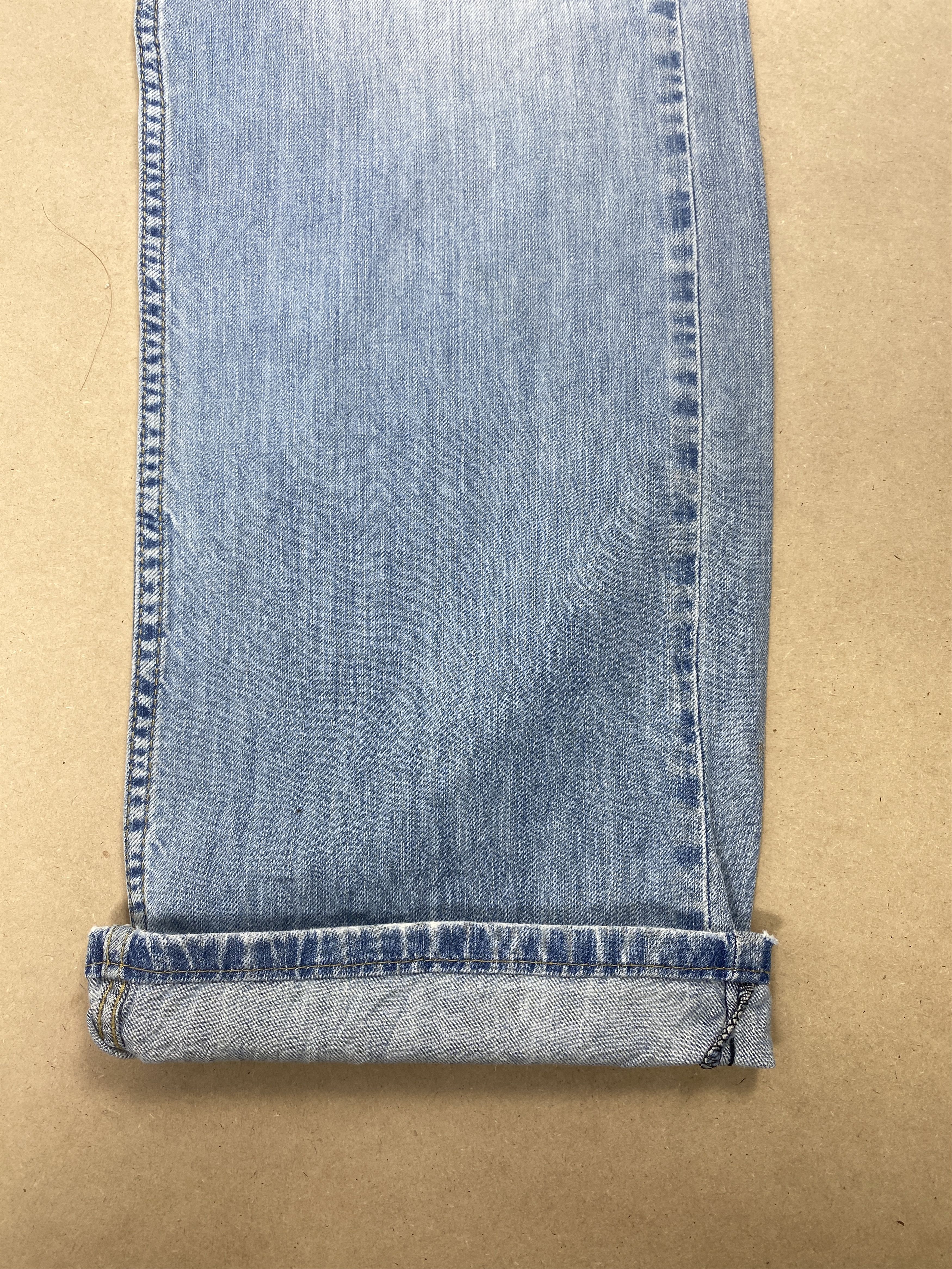 Levi's × Vintage Vintage Levis 559 Straight Cut Light Wash Jeans Size US 40 / EU 56 - 4 Thumbnail
