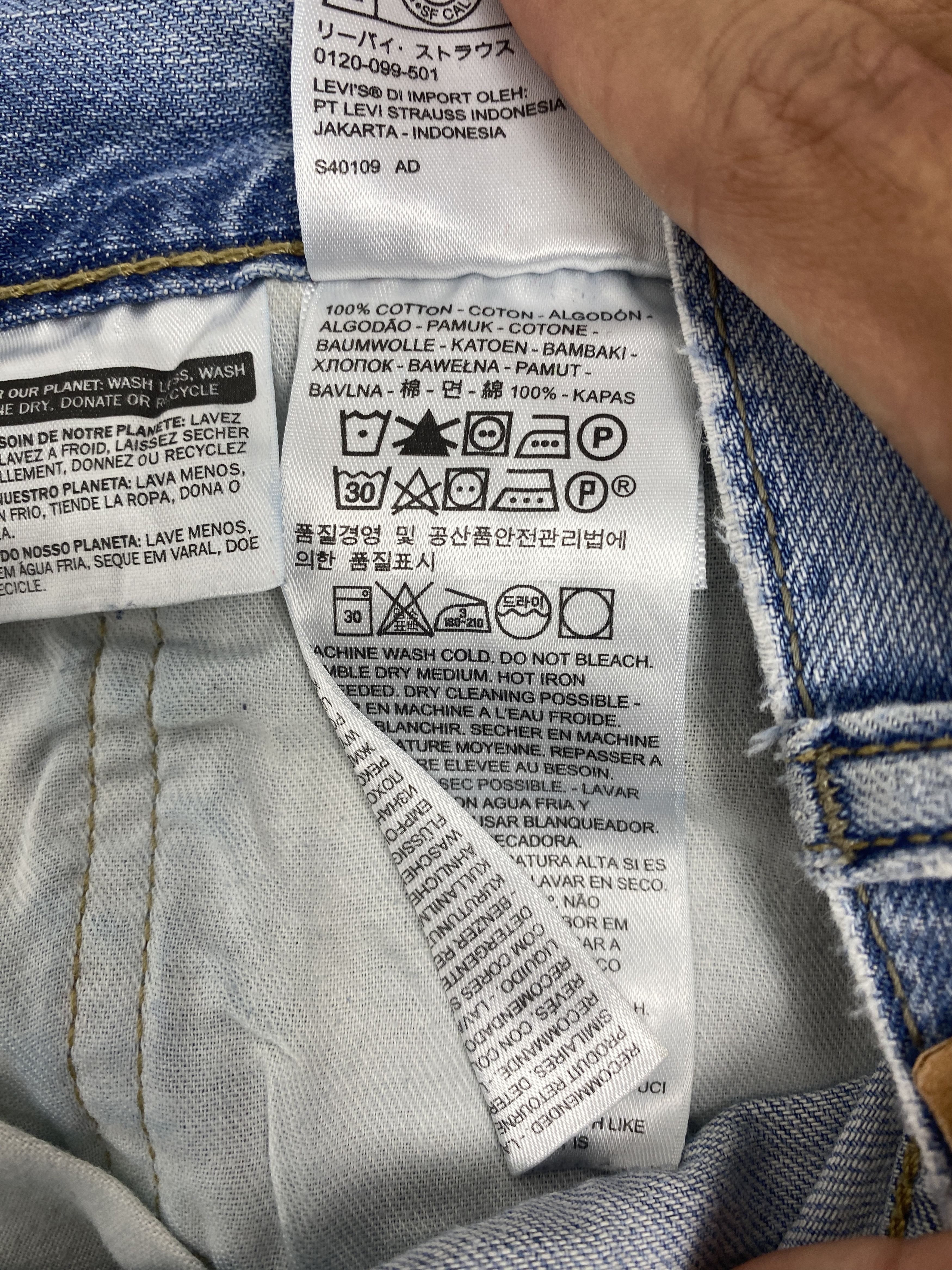 Levi's × Vintage Vintage Levis 559 Straight Cut Light Wash Jeans Size US 40 / EU 56 - 14 Thumbnail